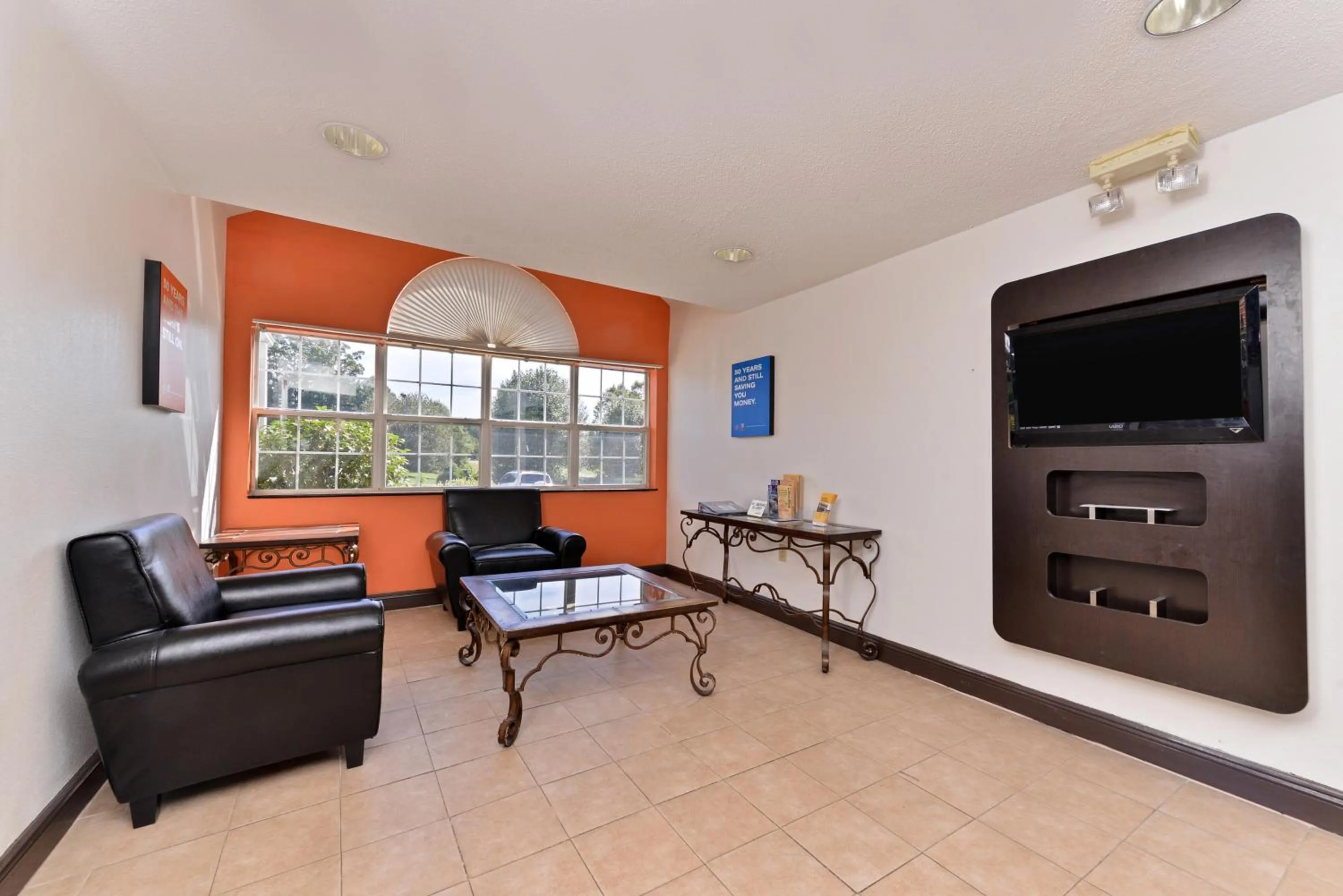 Lobby or reception in Motel 6-Richburg, SC