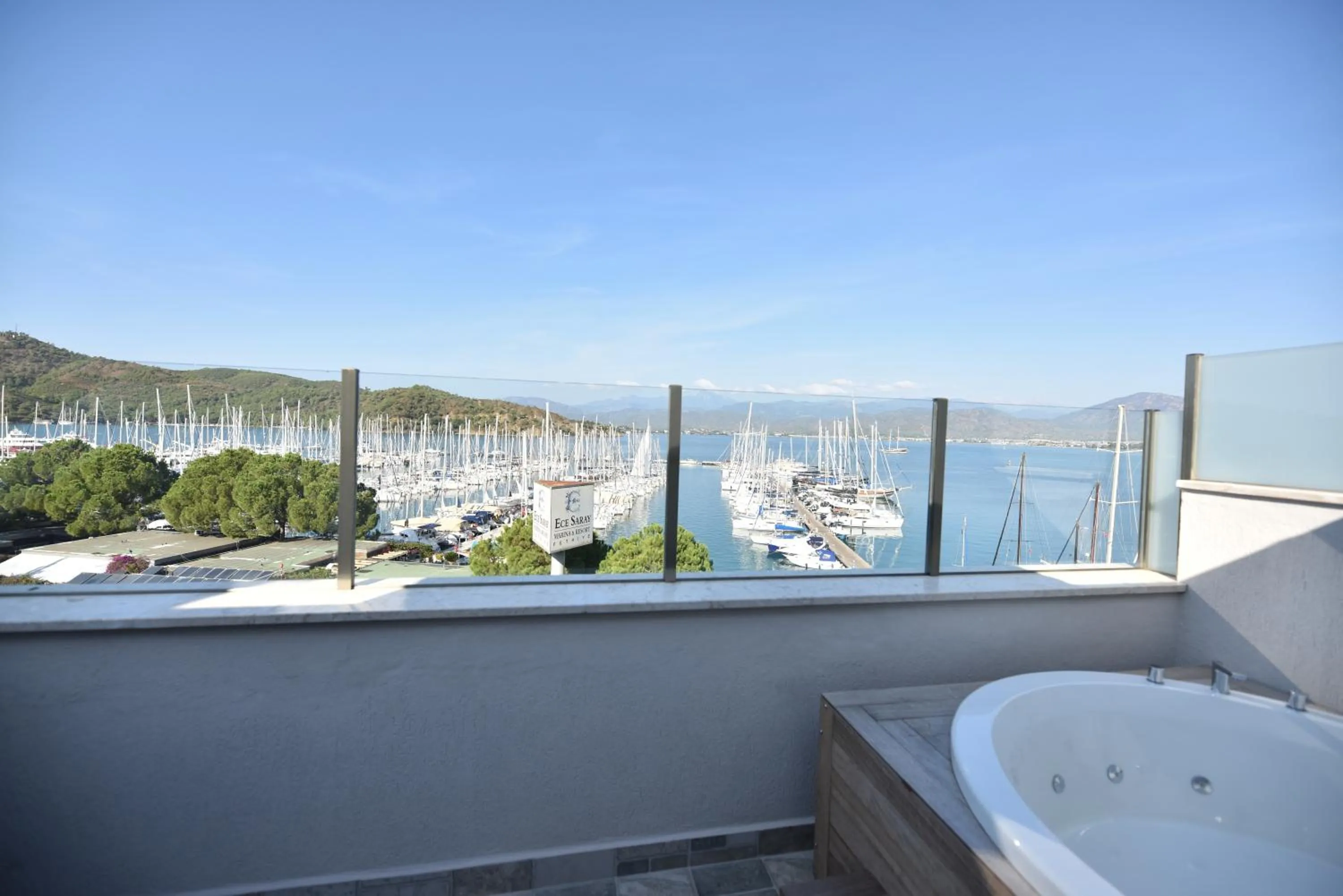 Balcony/Terrace in LAFARINE HOTEL