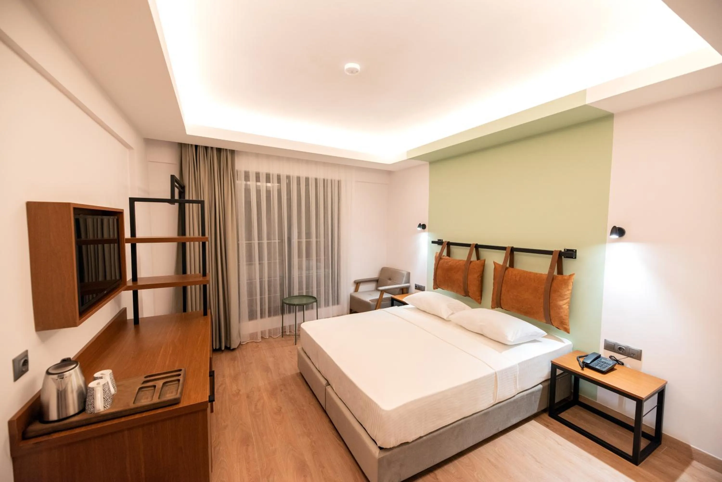 TV and multimedia, Bed in LAFARINE HOTEL