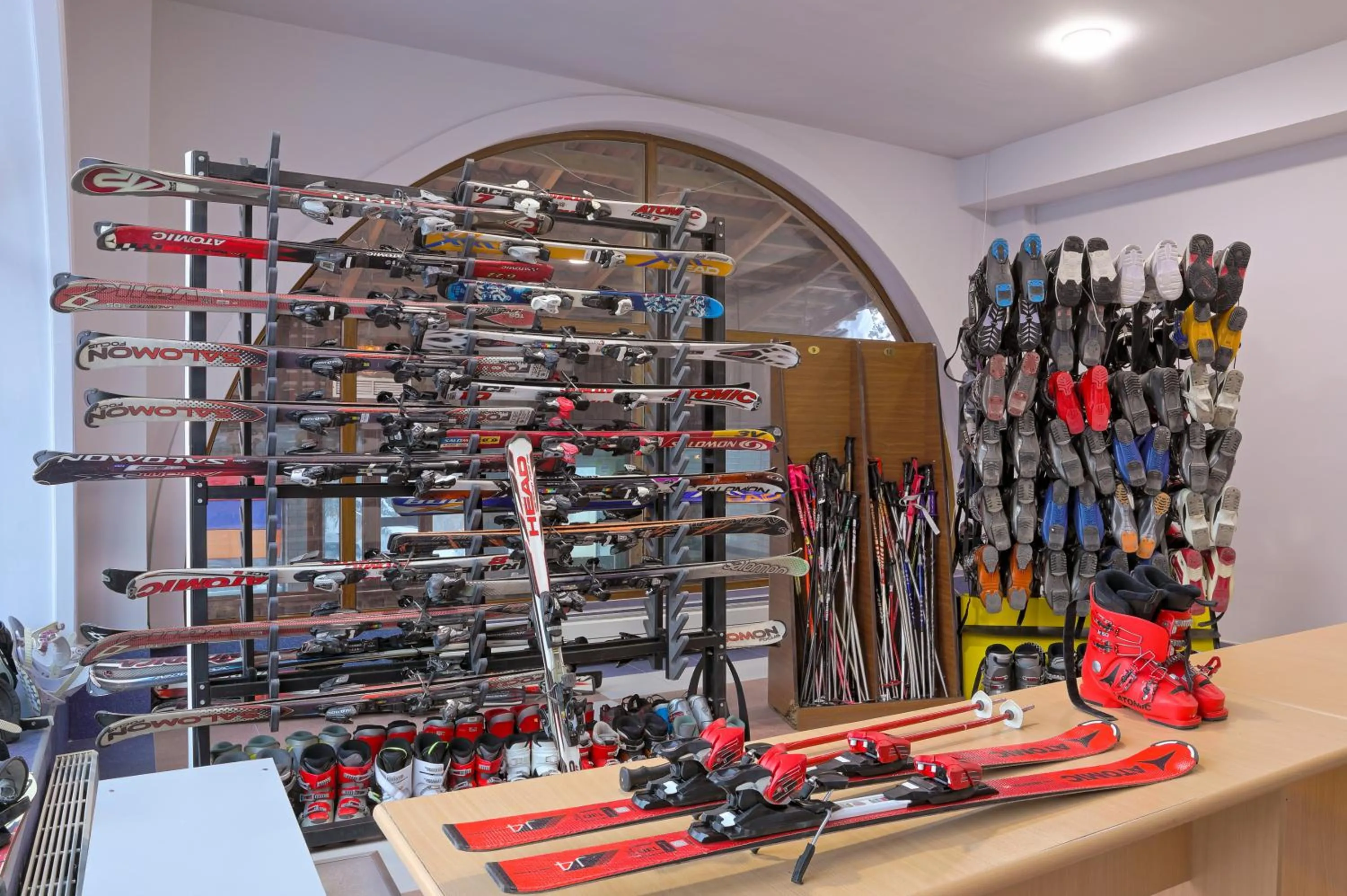 Skiing in Kecharis Hotel & Resort