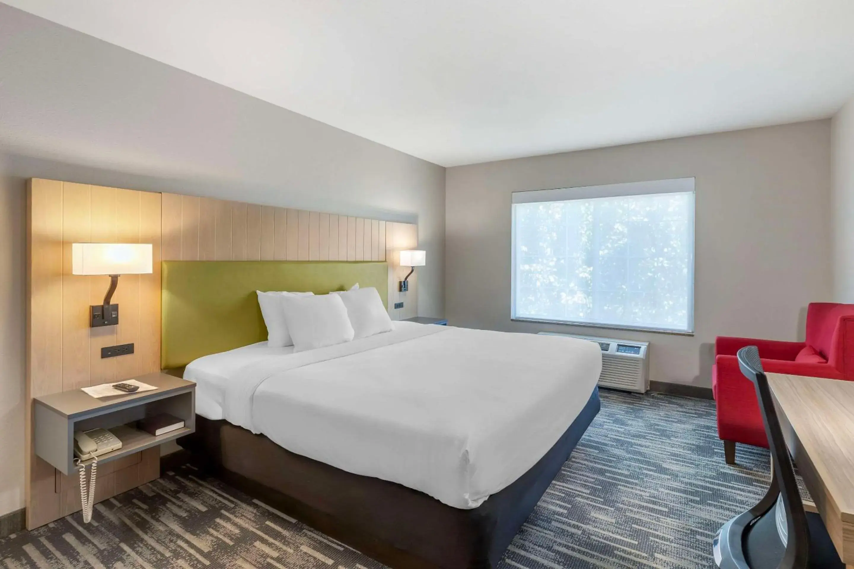 King Room (2 Adults + 2 Children) - Non-Smoking in Country Inn & Suites by Radisson, St Peters, MO King Room (2 Adults + 2 Children) - Non-Smoking in Country Inn & Suites by Radisson, St Peters, MO