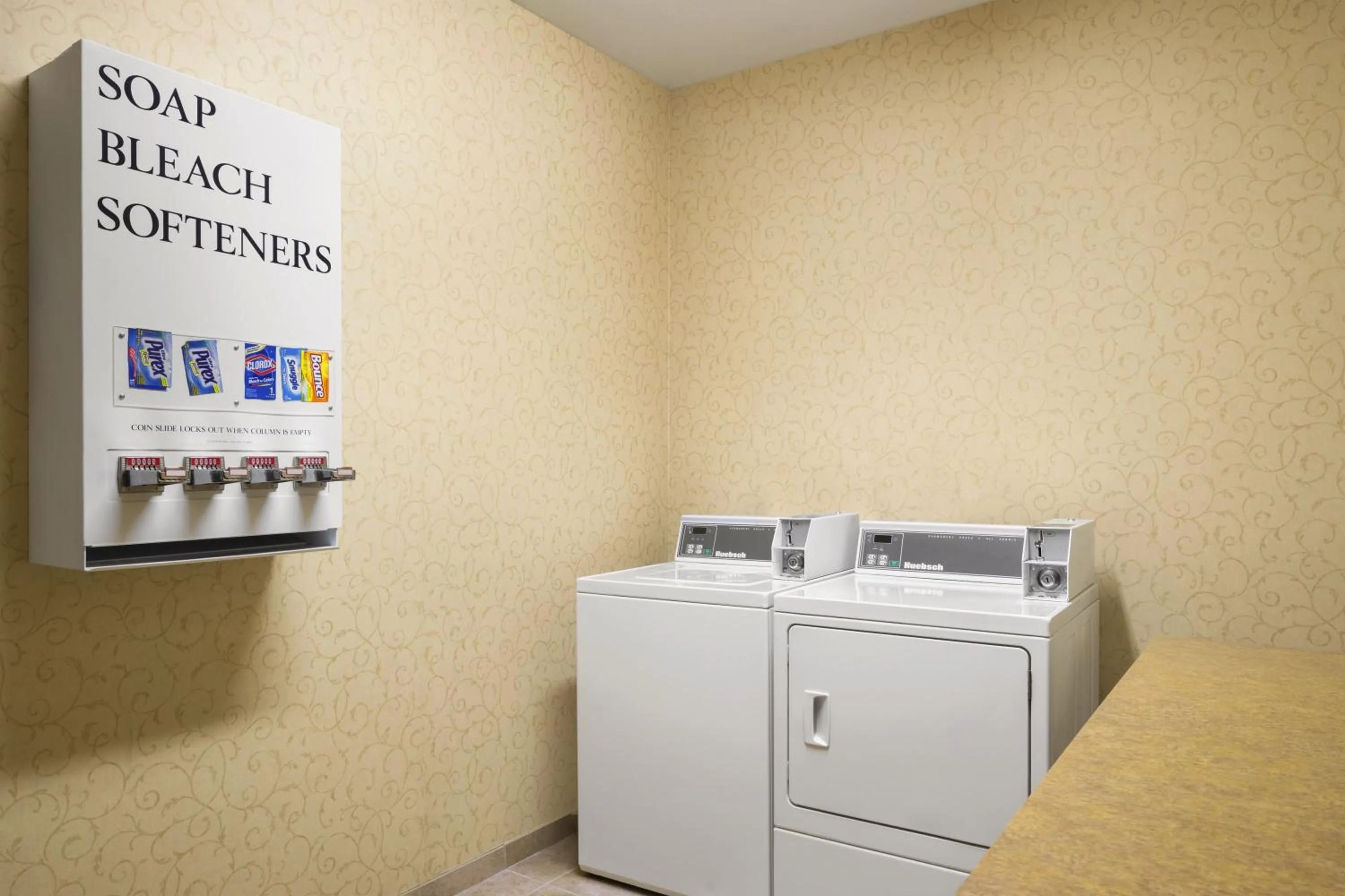 Area and facilities in Country Inn & Suites by Radisson, St Peters, MO