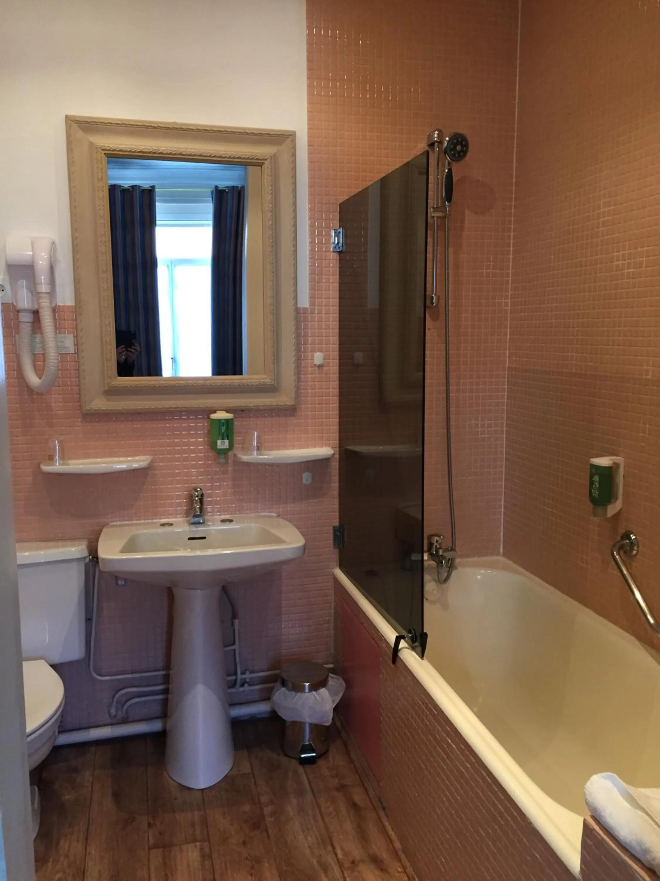 Bathroom in Grand Hotel de L'Univers