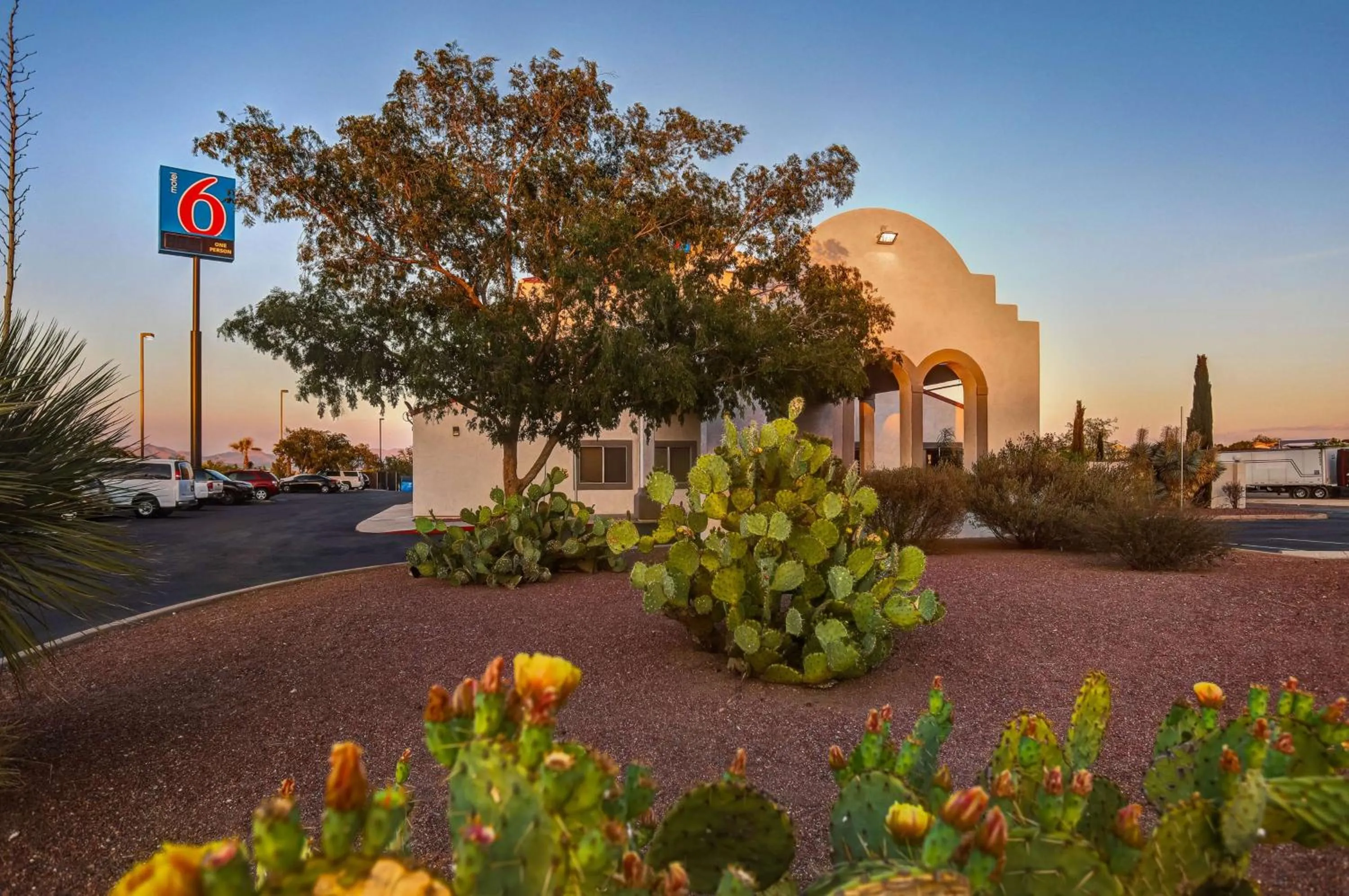 Property building in Motel 6-Benson, AZ