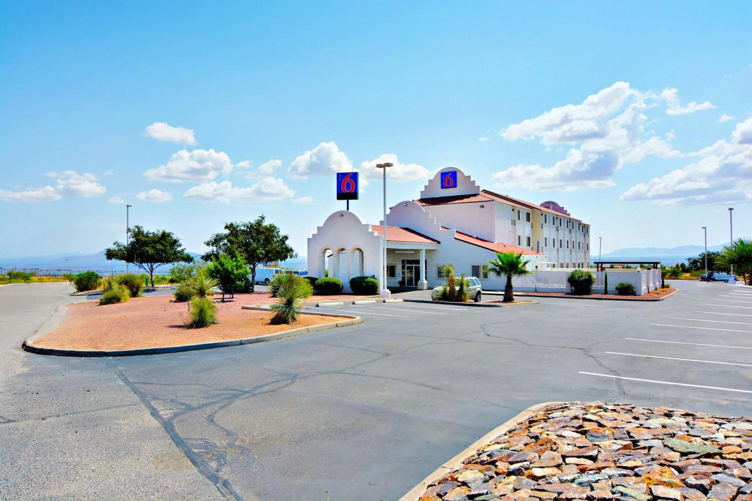 Property building in Motel 6-Benson, AZ