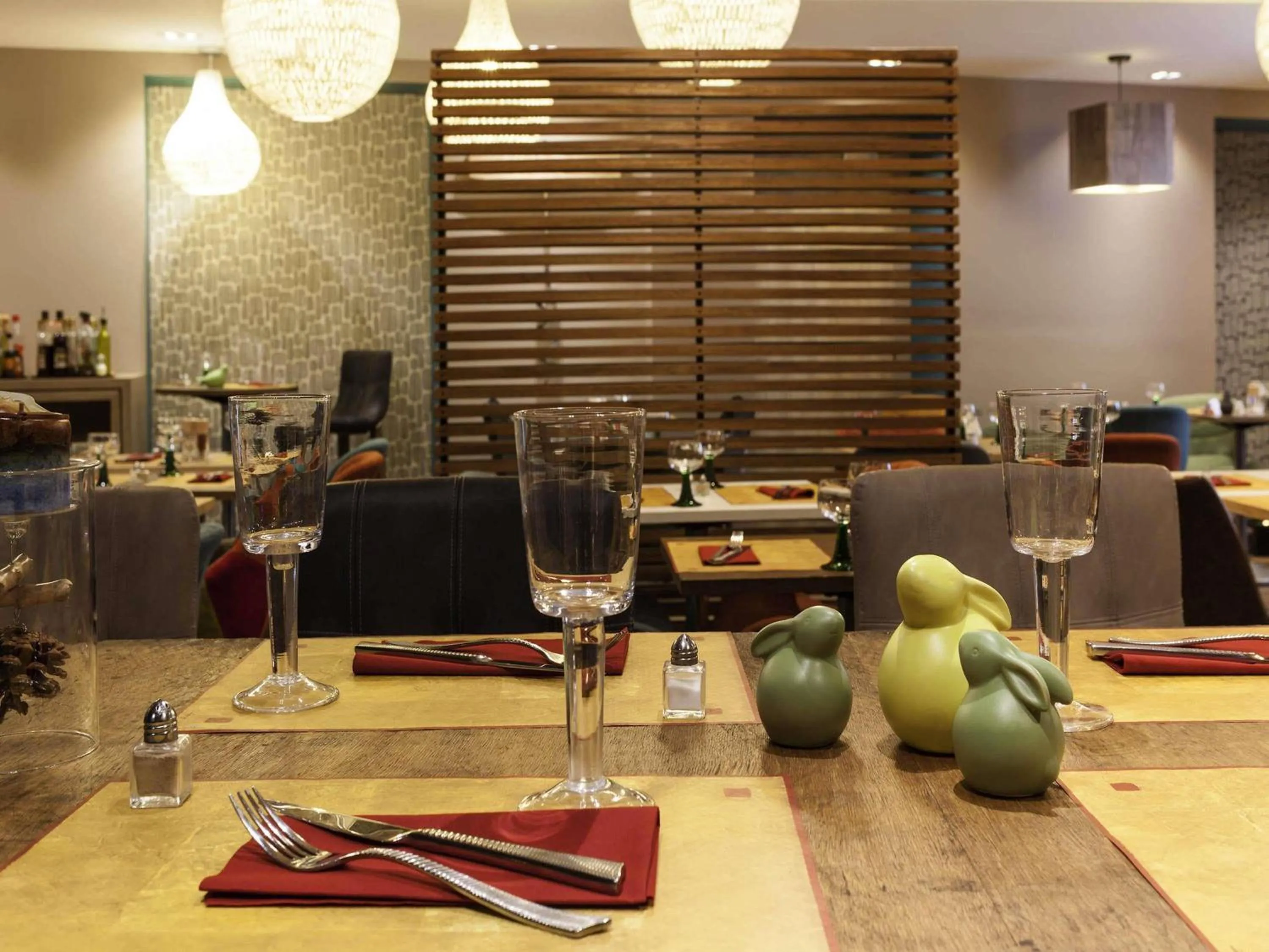 Restaurant/places to eat in ibis Styles Chaumont Centre Gare