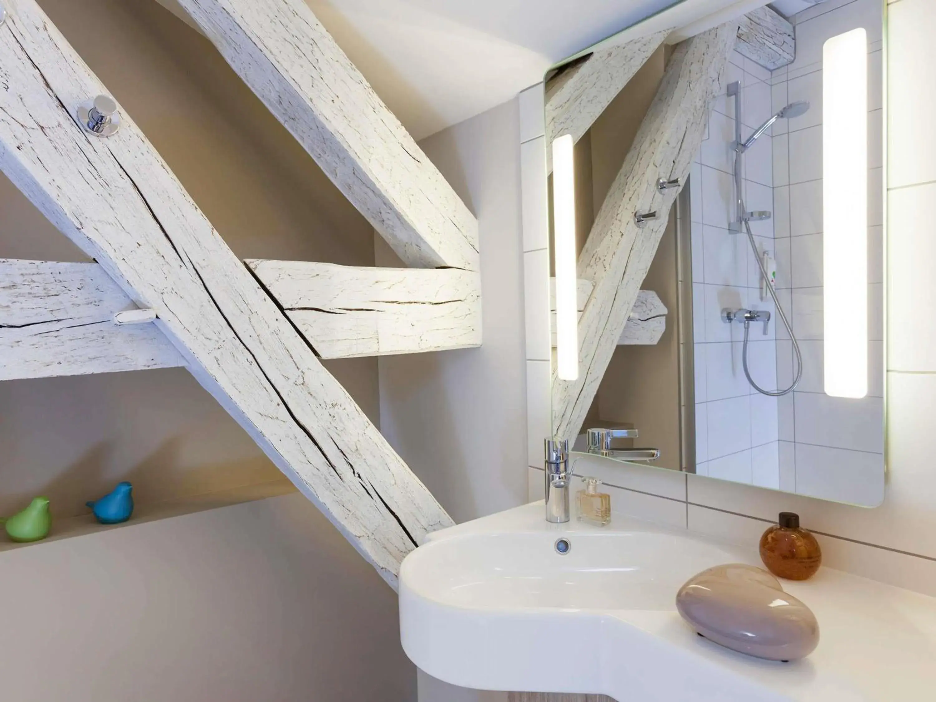 Standard Double Room - single occupancy in ibis Styles Chaumont Centre Gare Standard Double Room - single occupancy in ibis Styles Chaumont Centre Gare