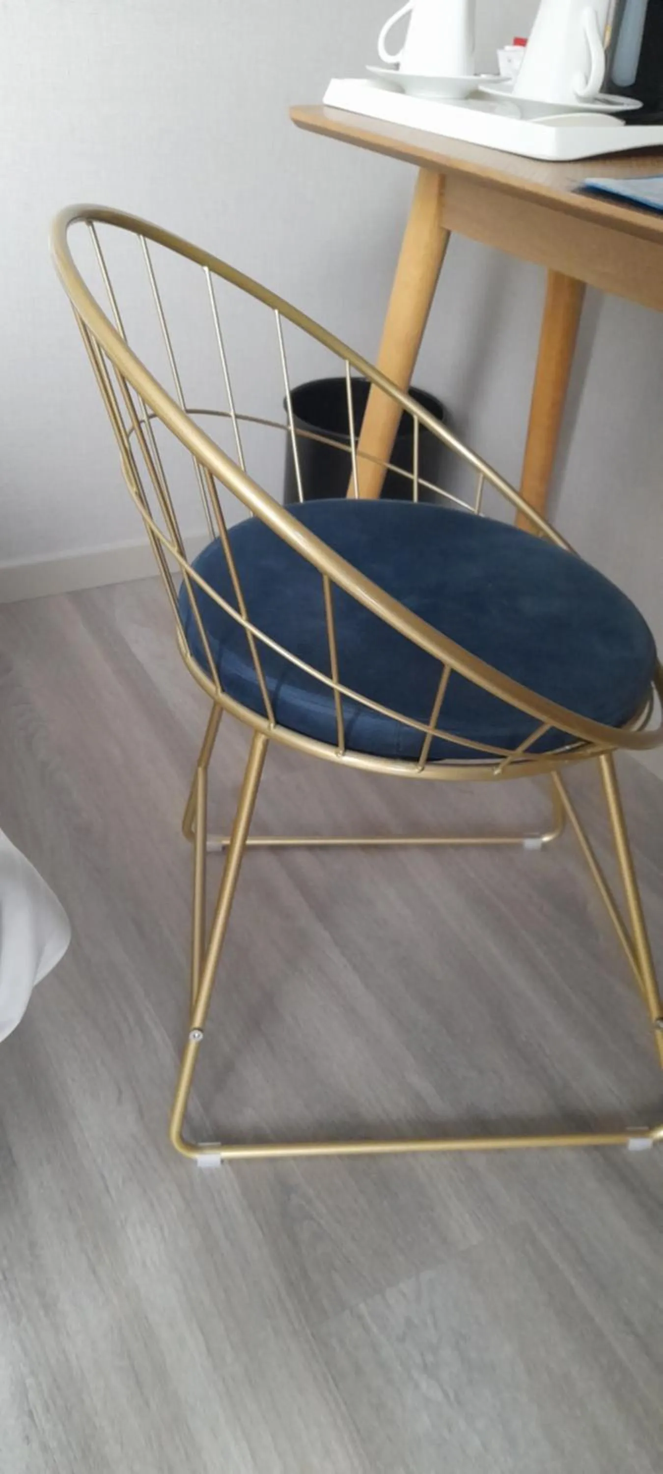 hair dresser in Hotel de Champagne