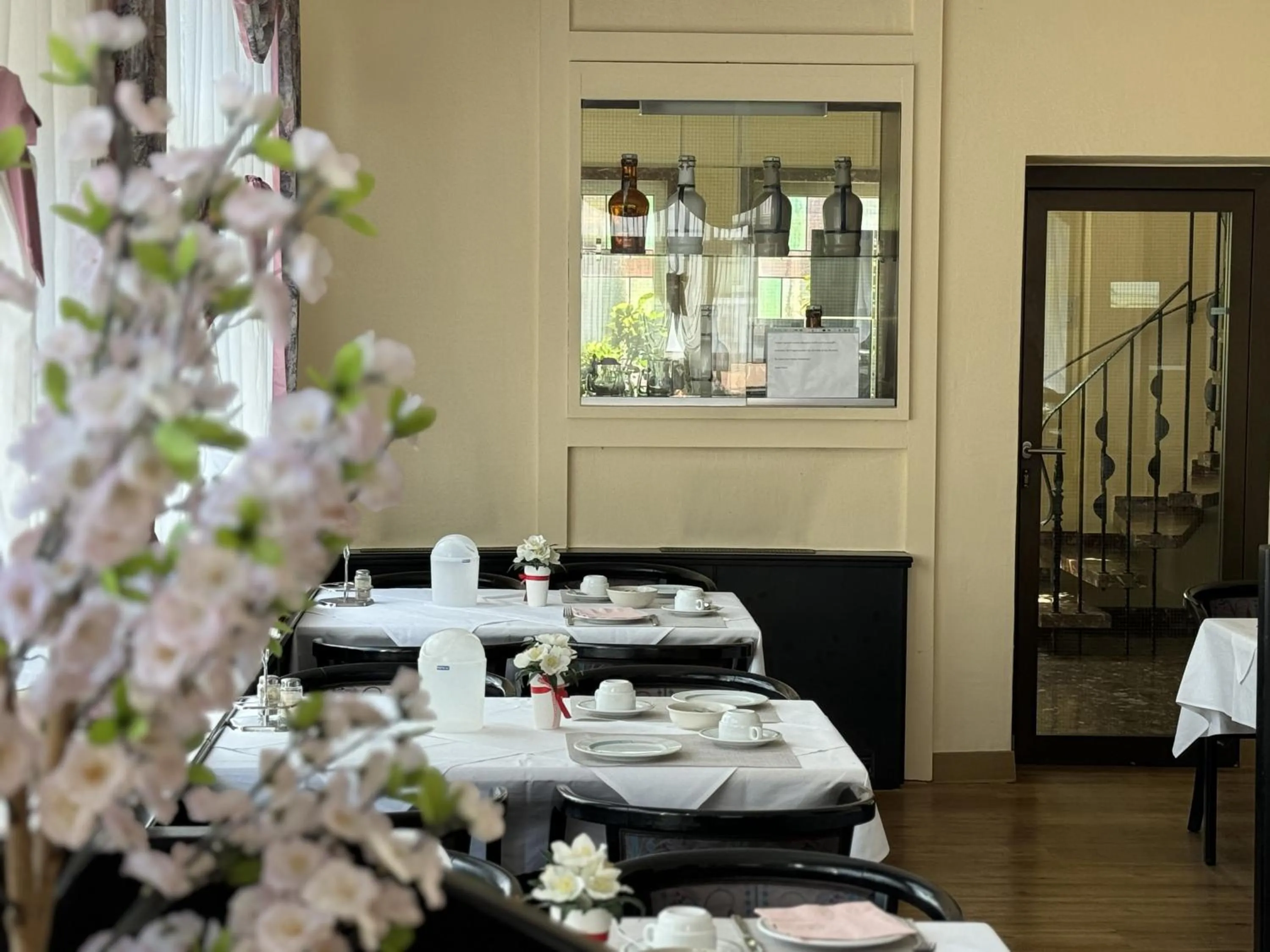 Breakfast in Hotel zum Grafen Hallermunt