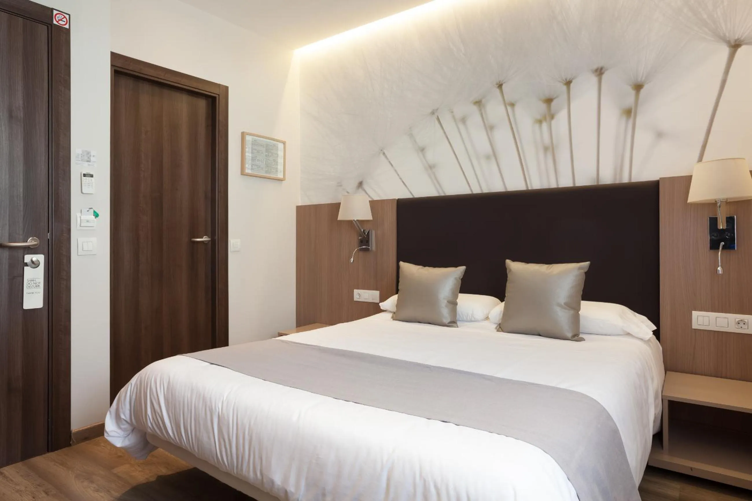 Decorative detail, Bed in Hostal Centric