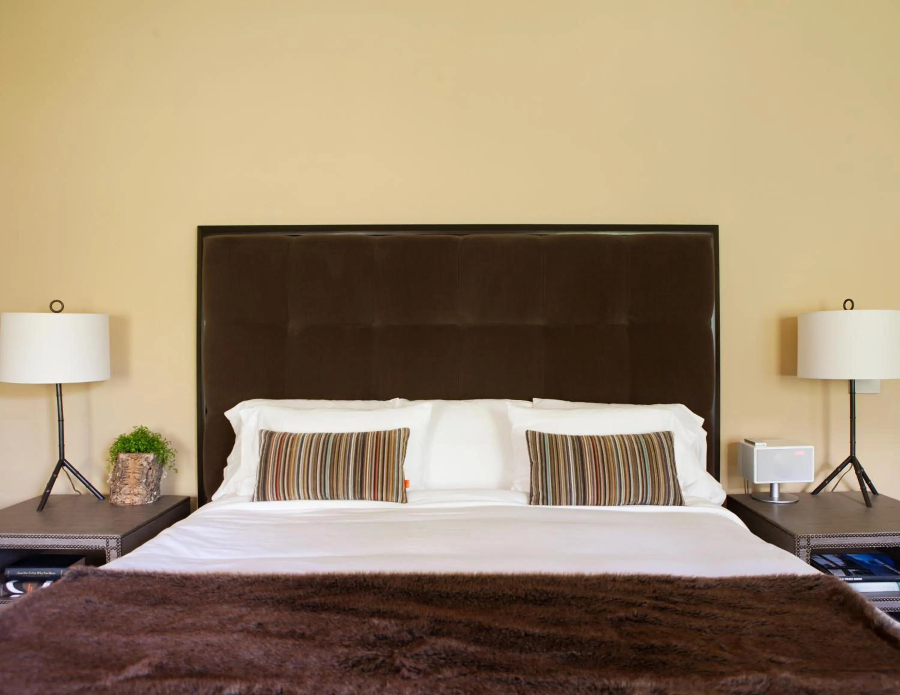 Bed in Wydown Hotel