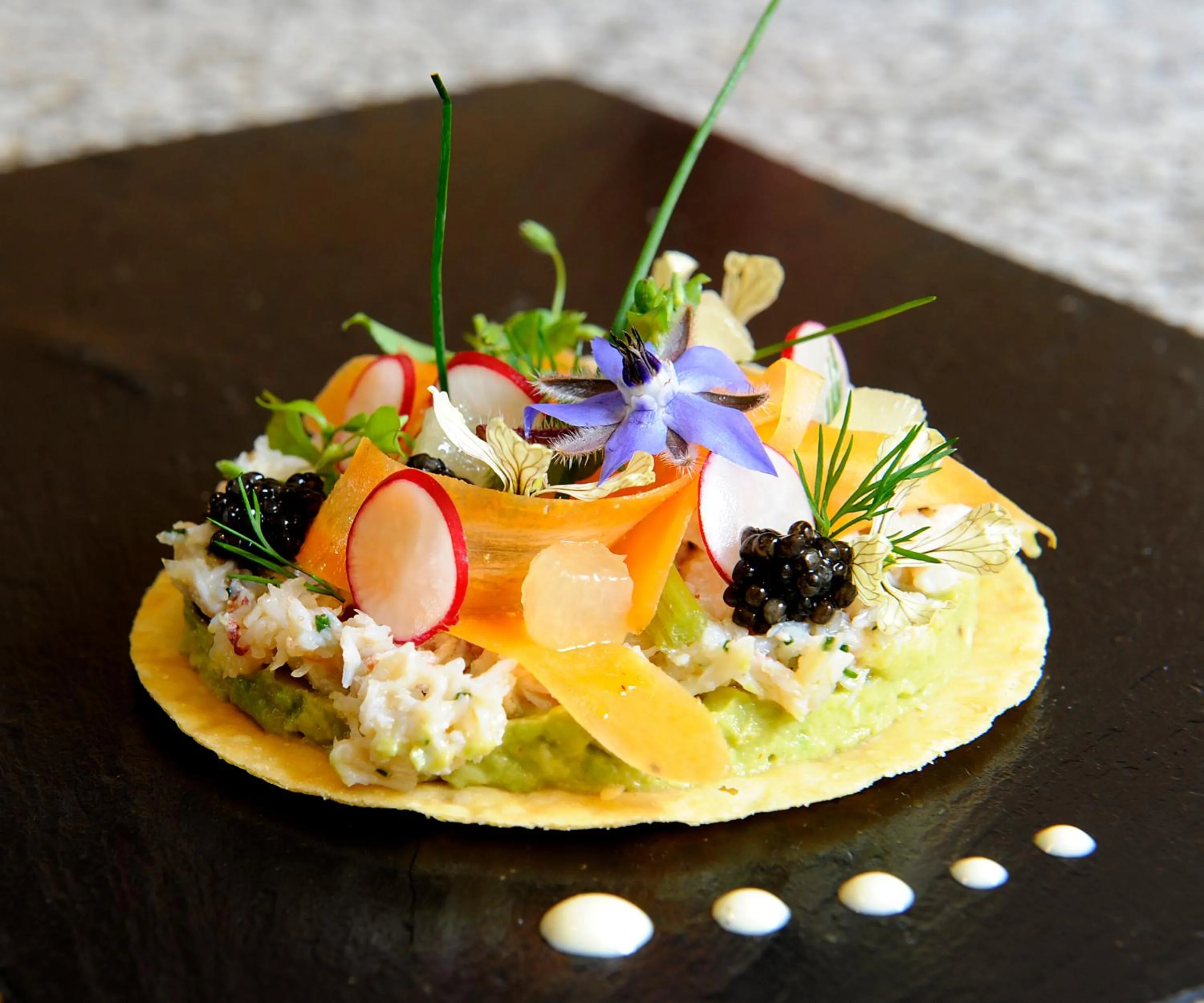 Restaurant/places to eat in Château de Bagnols