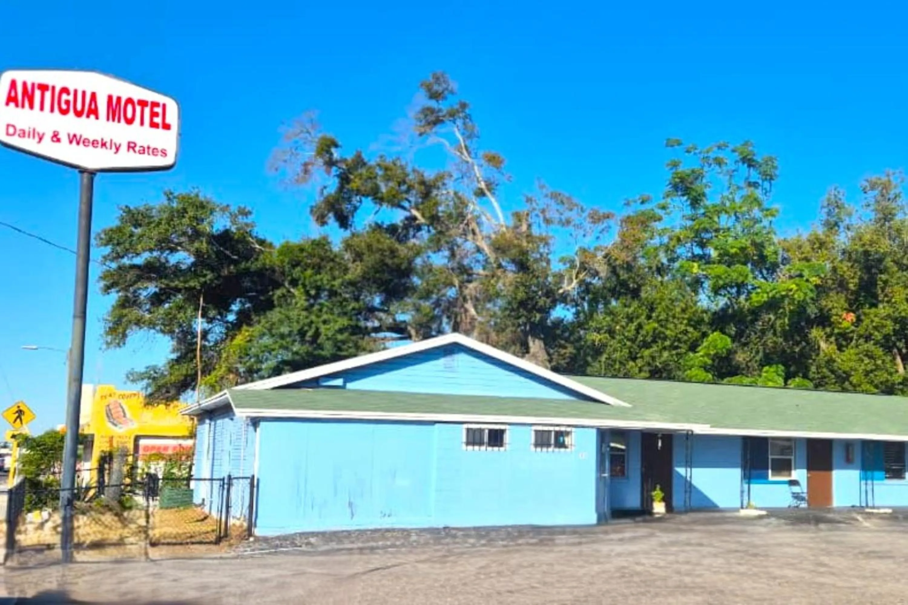 Antigua Motel by OYO Tampa US - 41