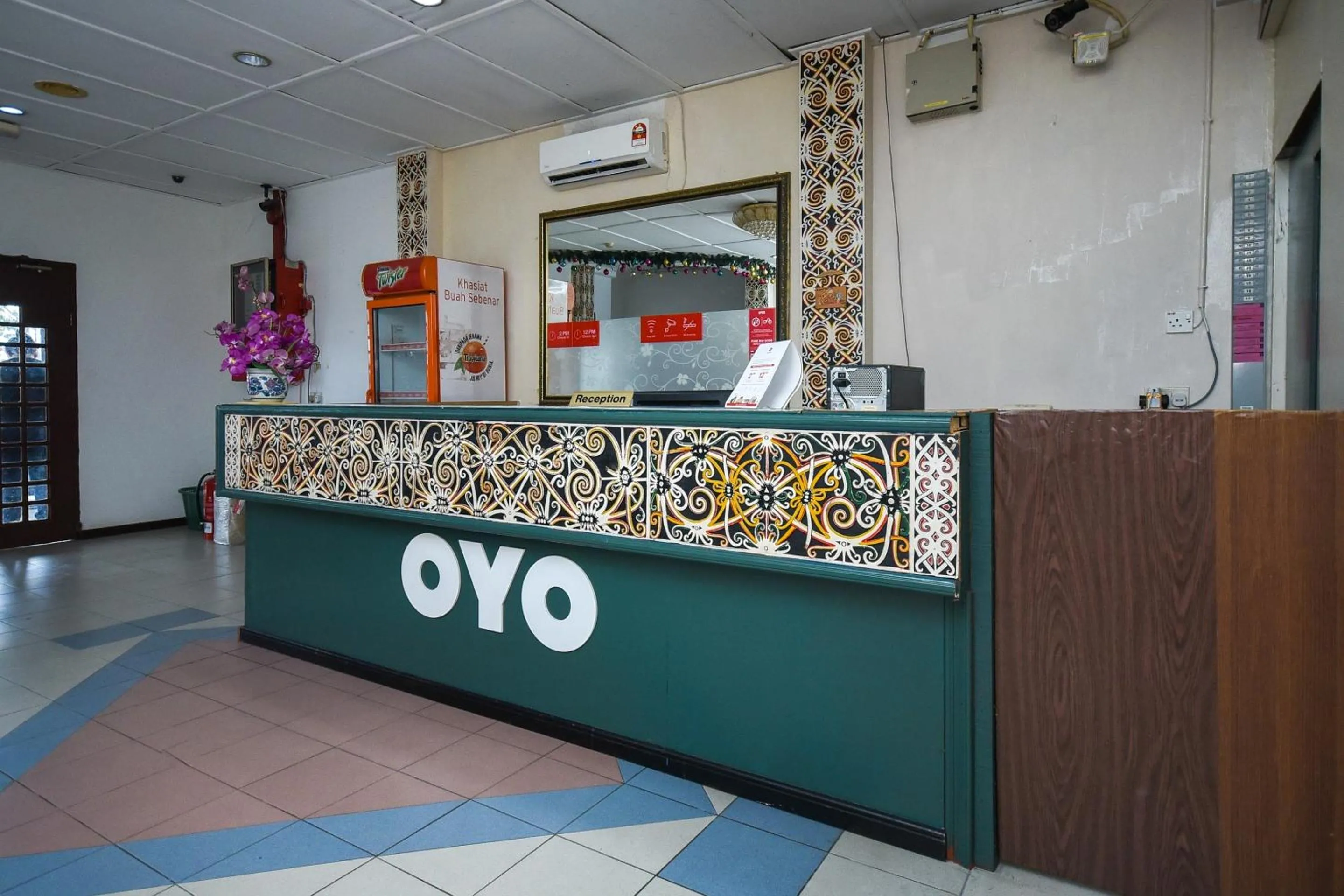 Lobby or reception in Super OYO 1018 Telang Usan Hotel Miri