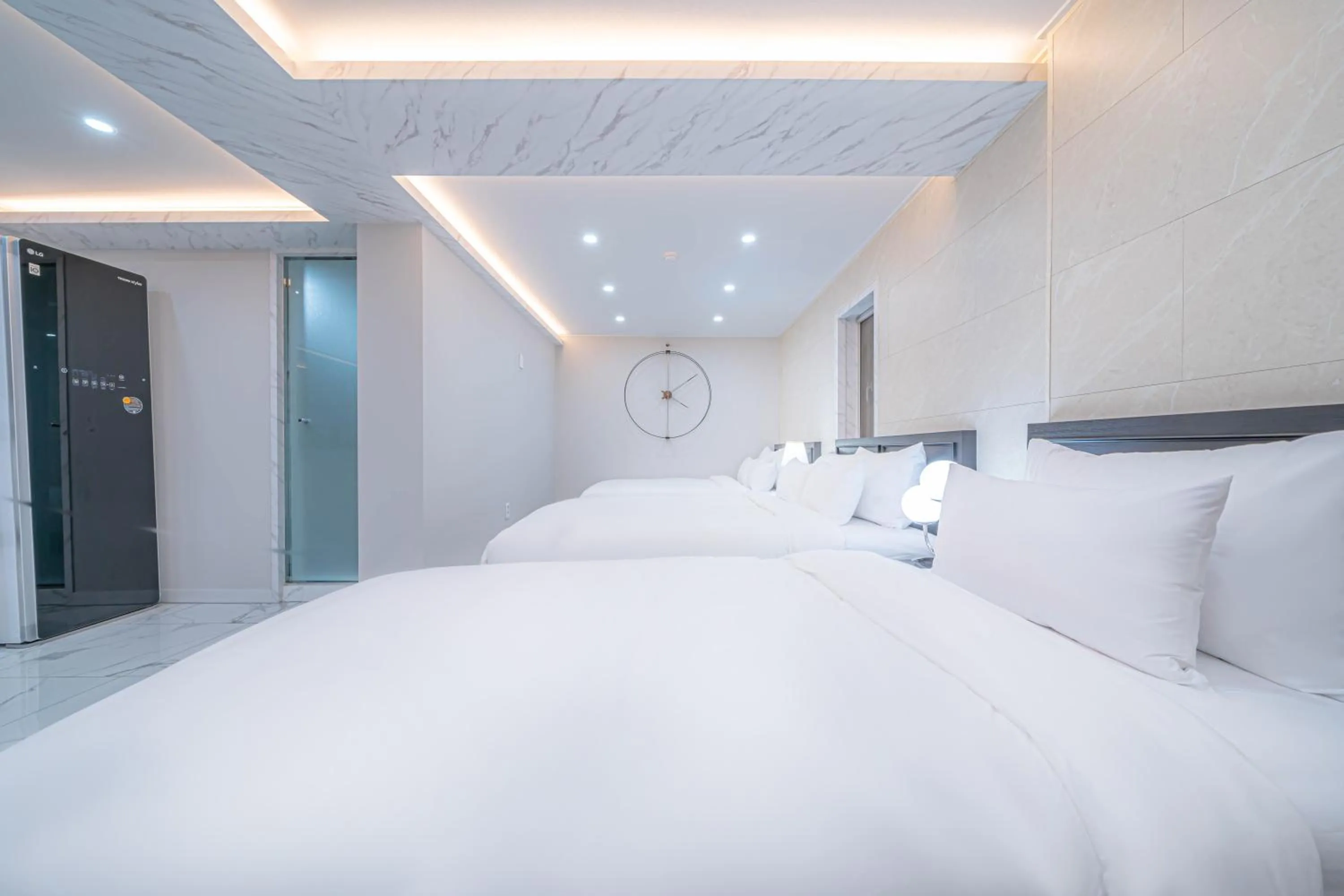 Photo of the whole room, Bed in Gwangan Stay Hotel