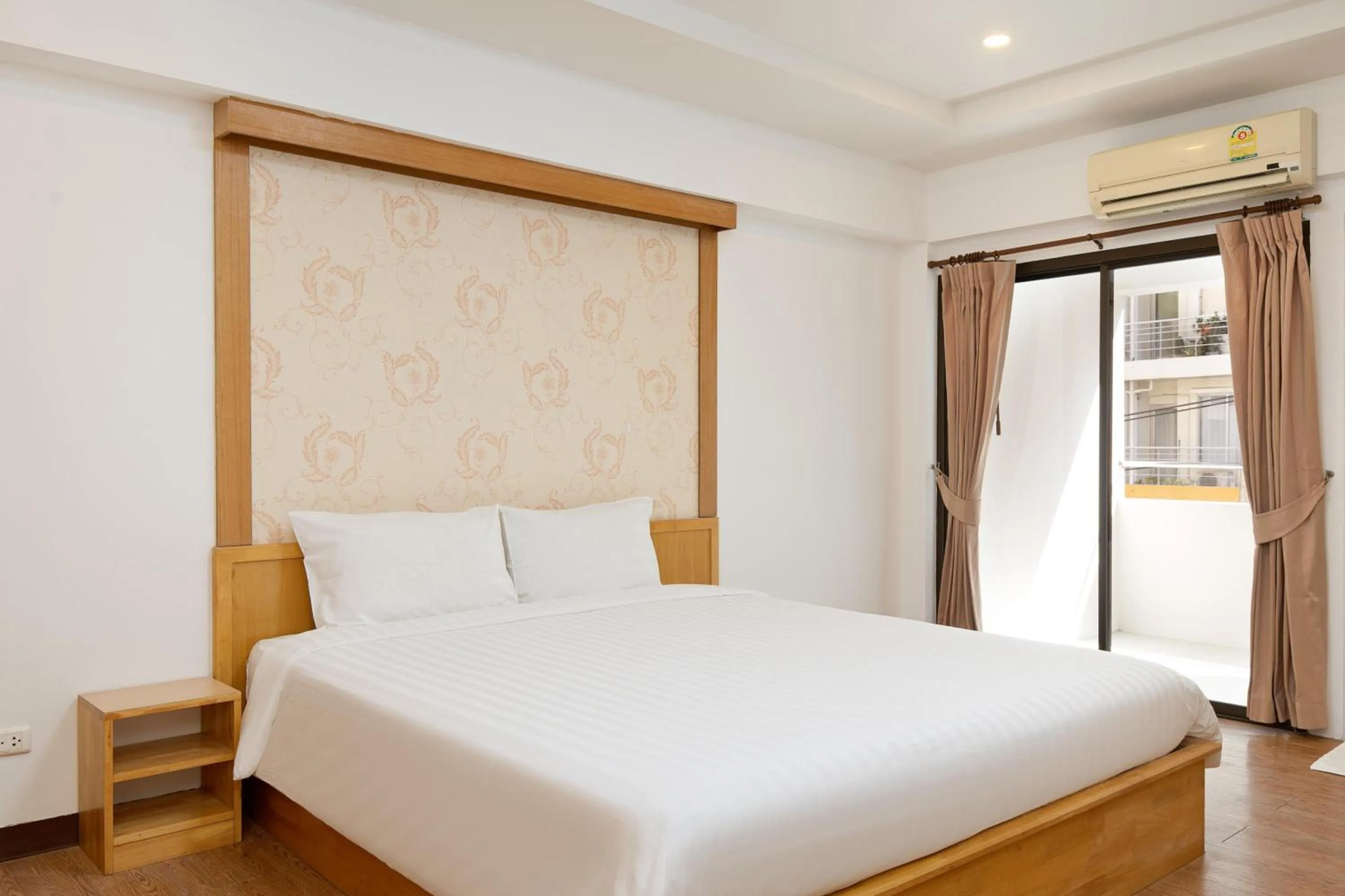 Bed in P-Park Hotel Bangkok