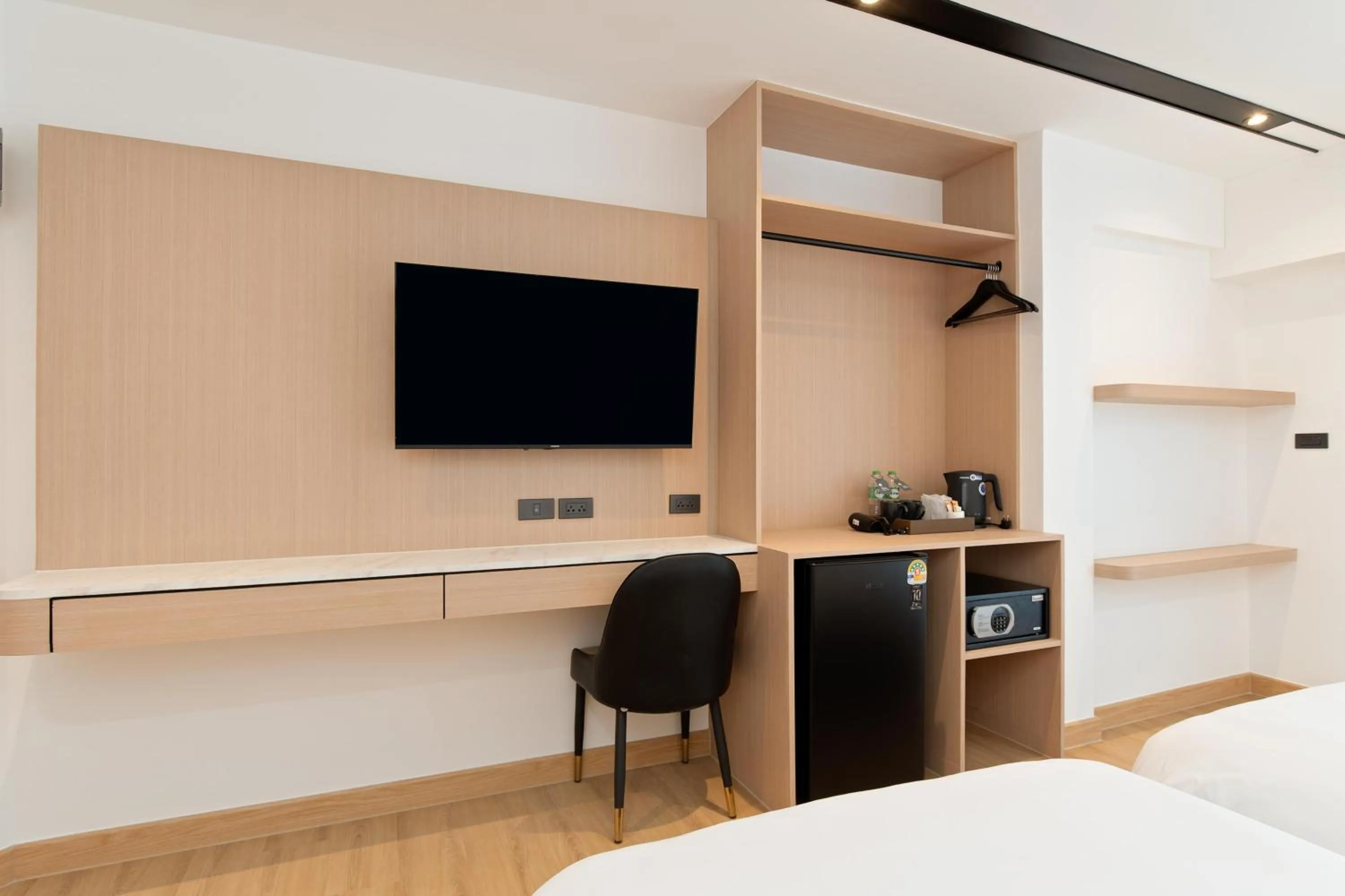 TV and multimedia, Bed in P-Park Hotel Bangkok