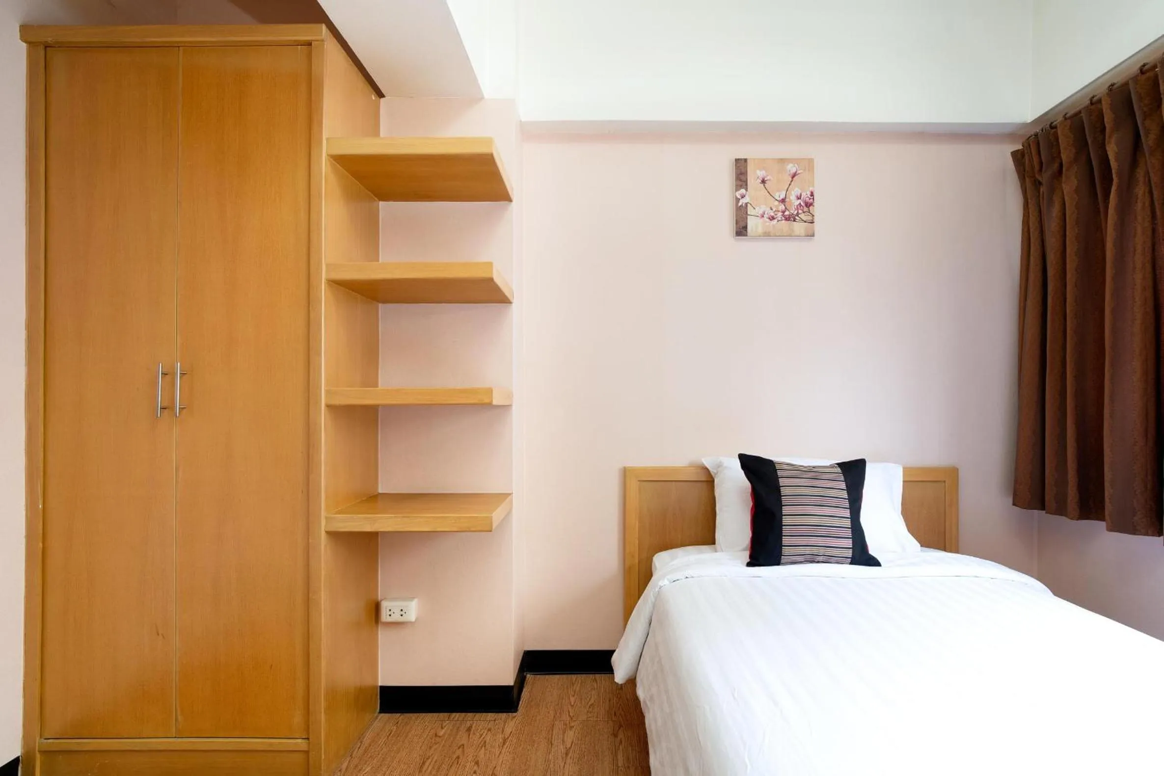 Bed in P-Park Hotel Bangkok