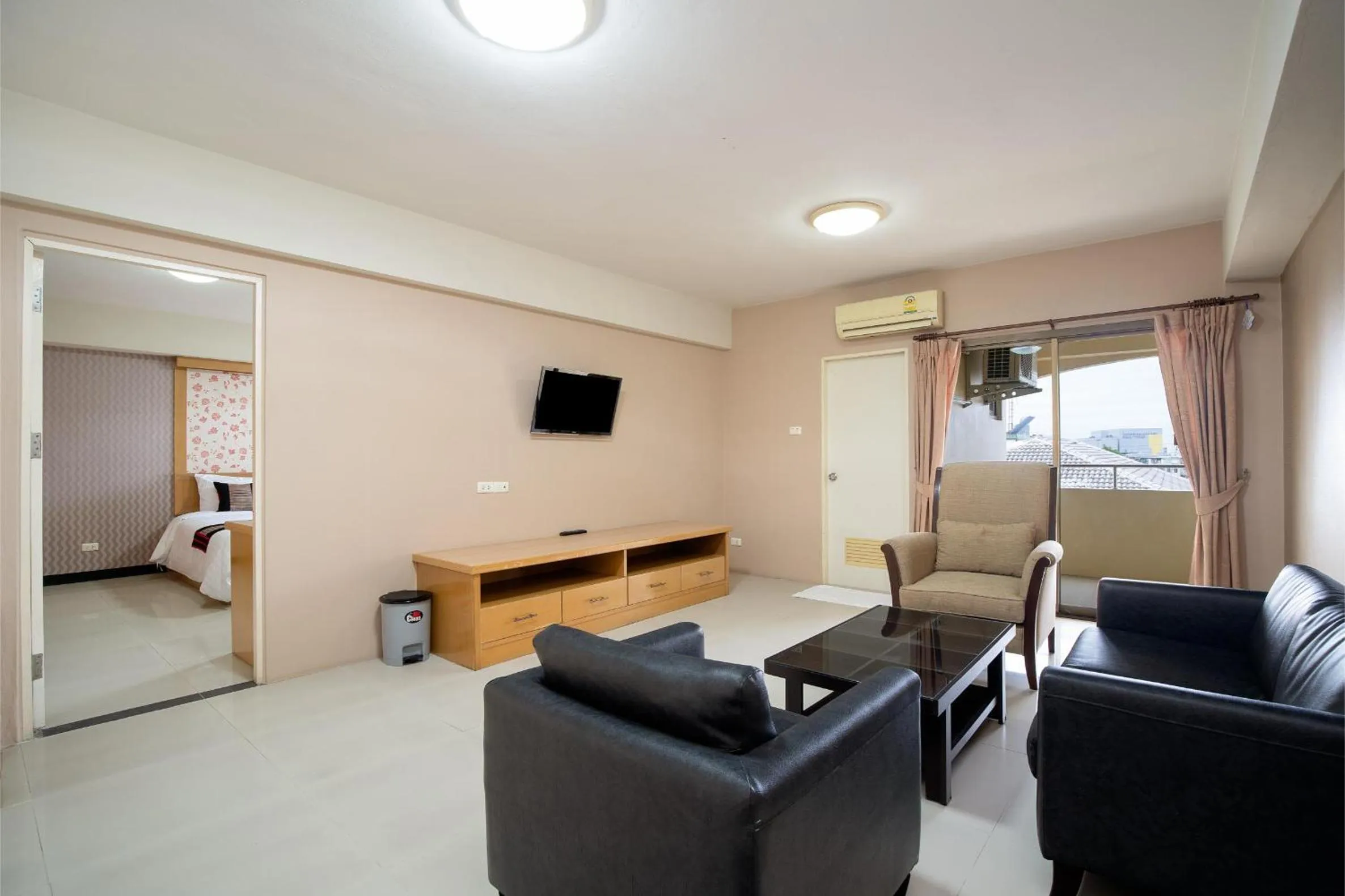 Living room in P-Park Hotel Bangkok