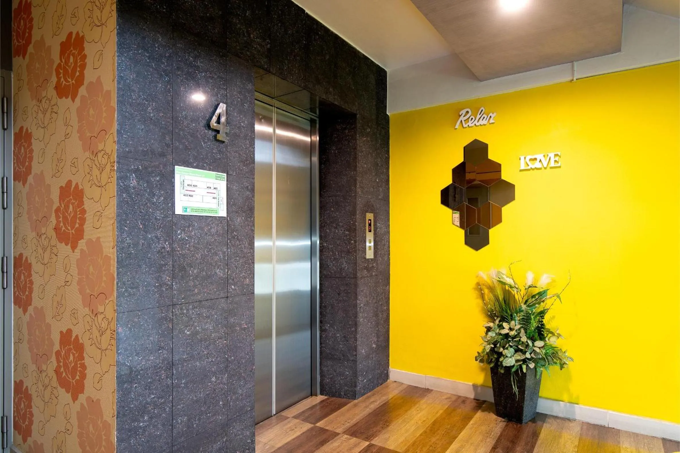 elevator in P-Park Hotel Bangkok