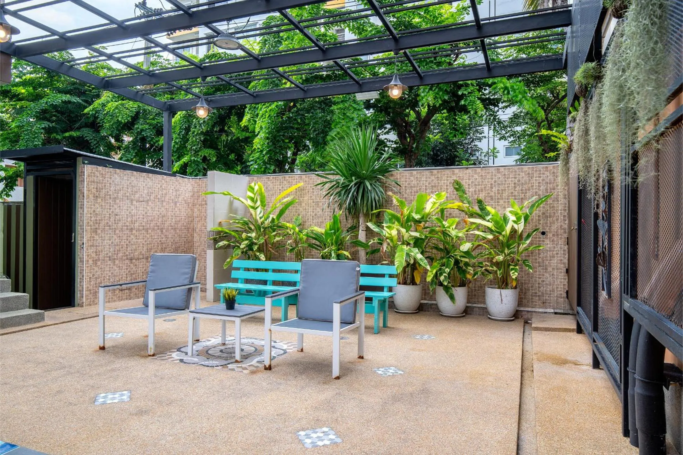 Swimming pool in P-Park Hotel Bangkok