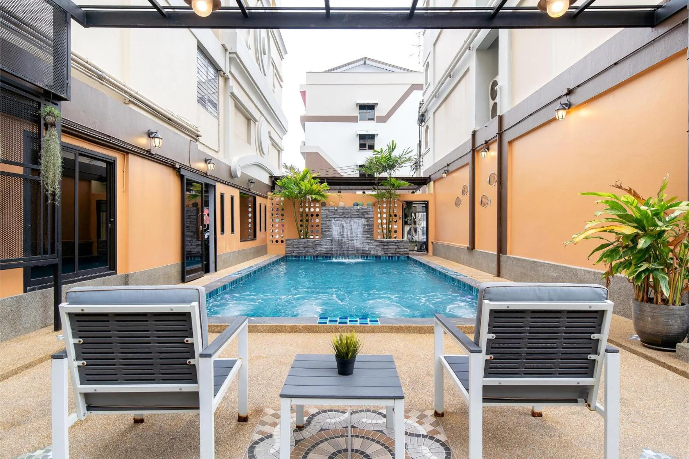 Swimming pool in P-Park Hotel Bangkok