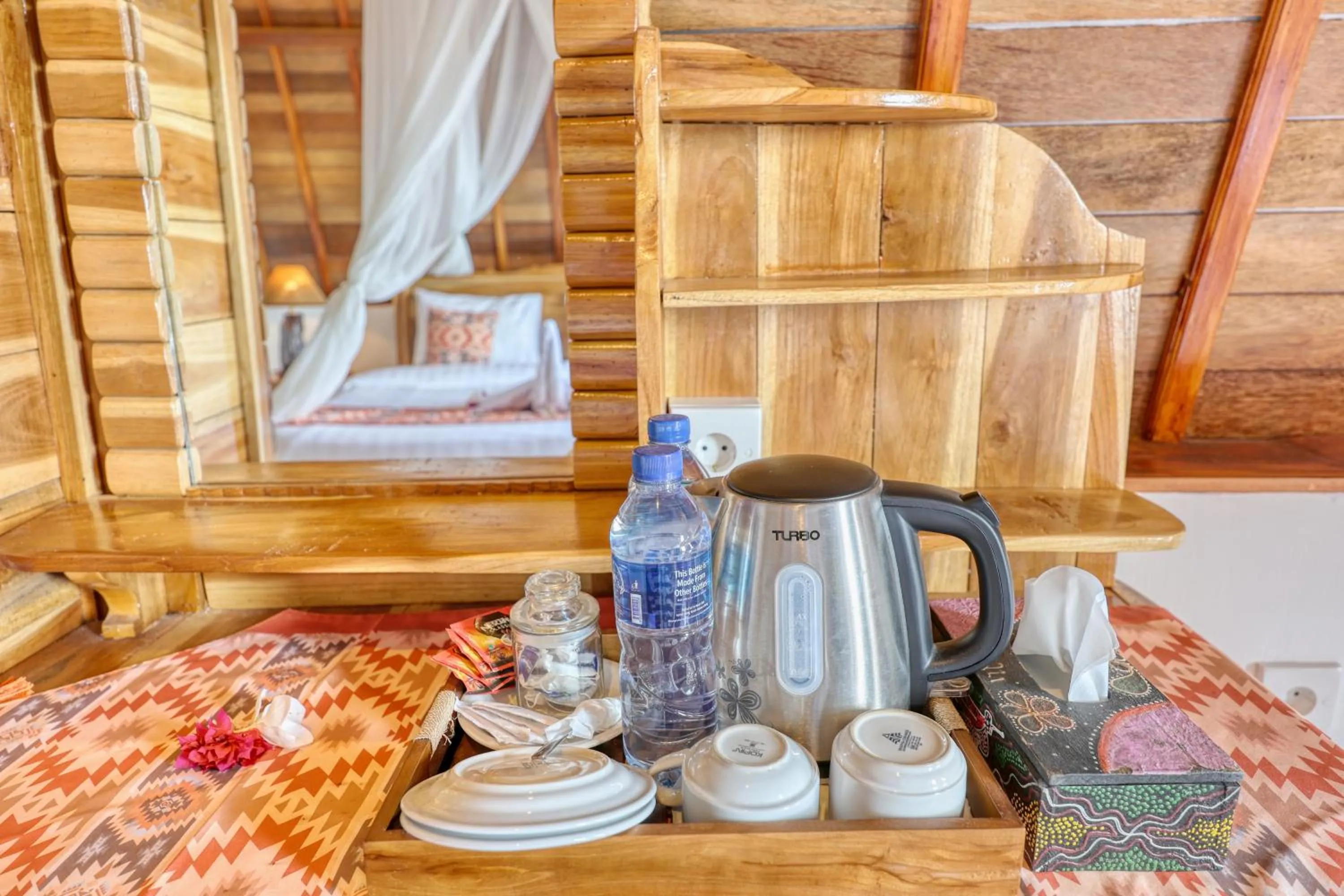 Coffee/tea facilities, Bed in Bagia Bungalows