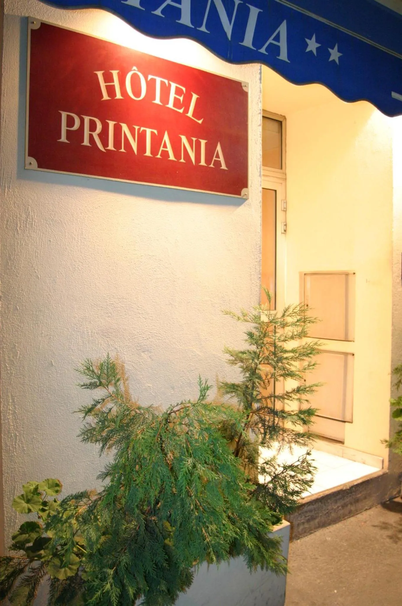 Facade/entrance in Printania Porte de Versailles