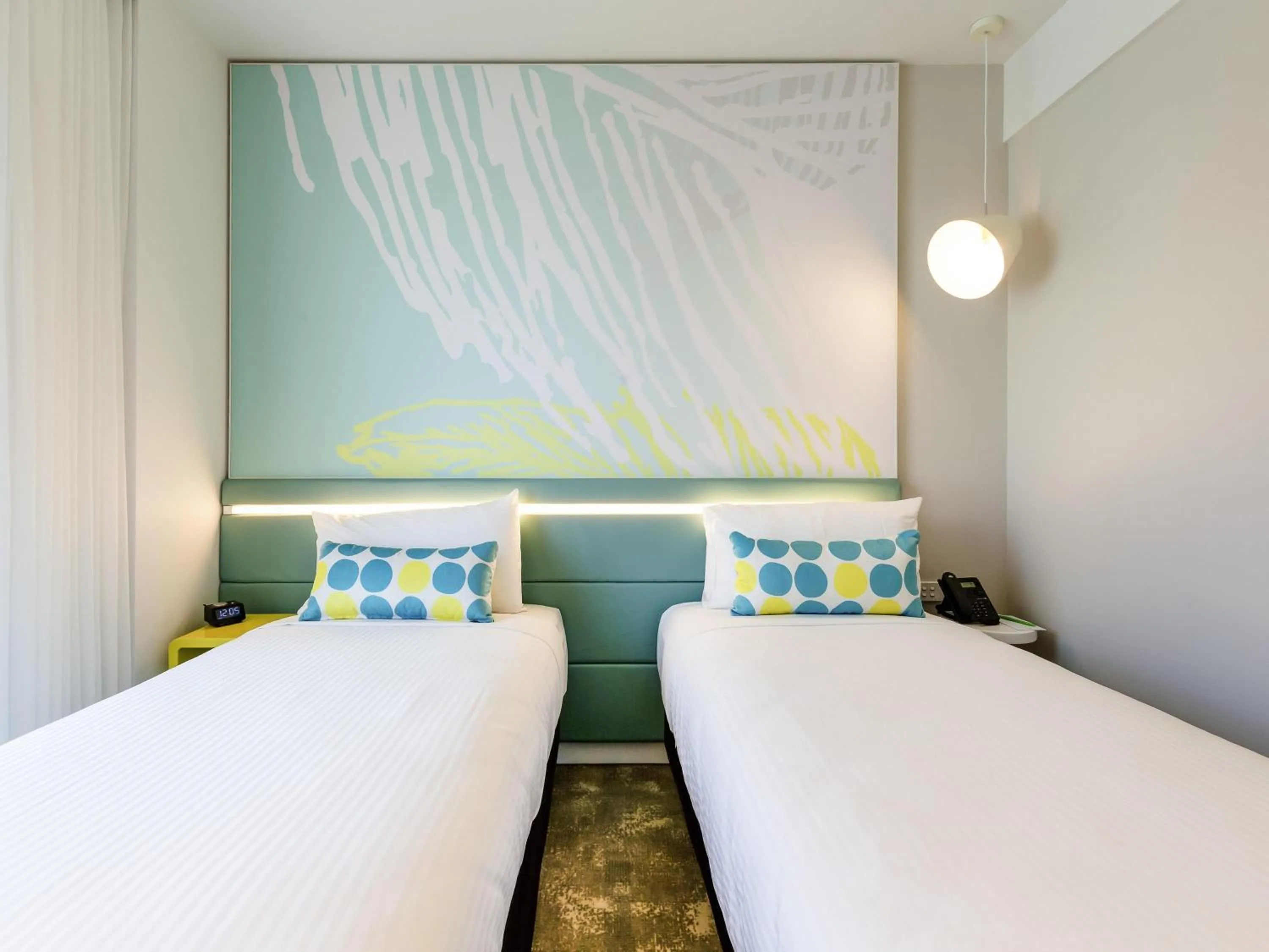 Bedroom, Bed in ibis Styles East Perth