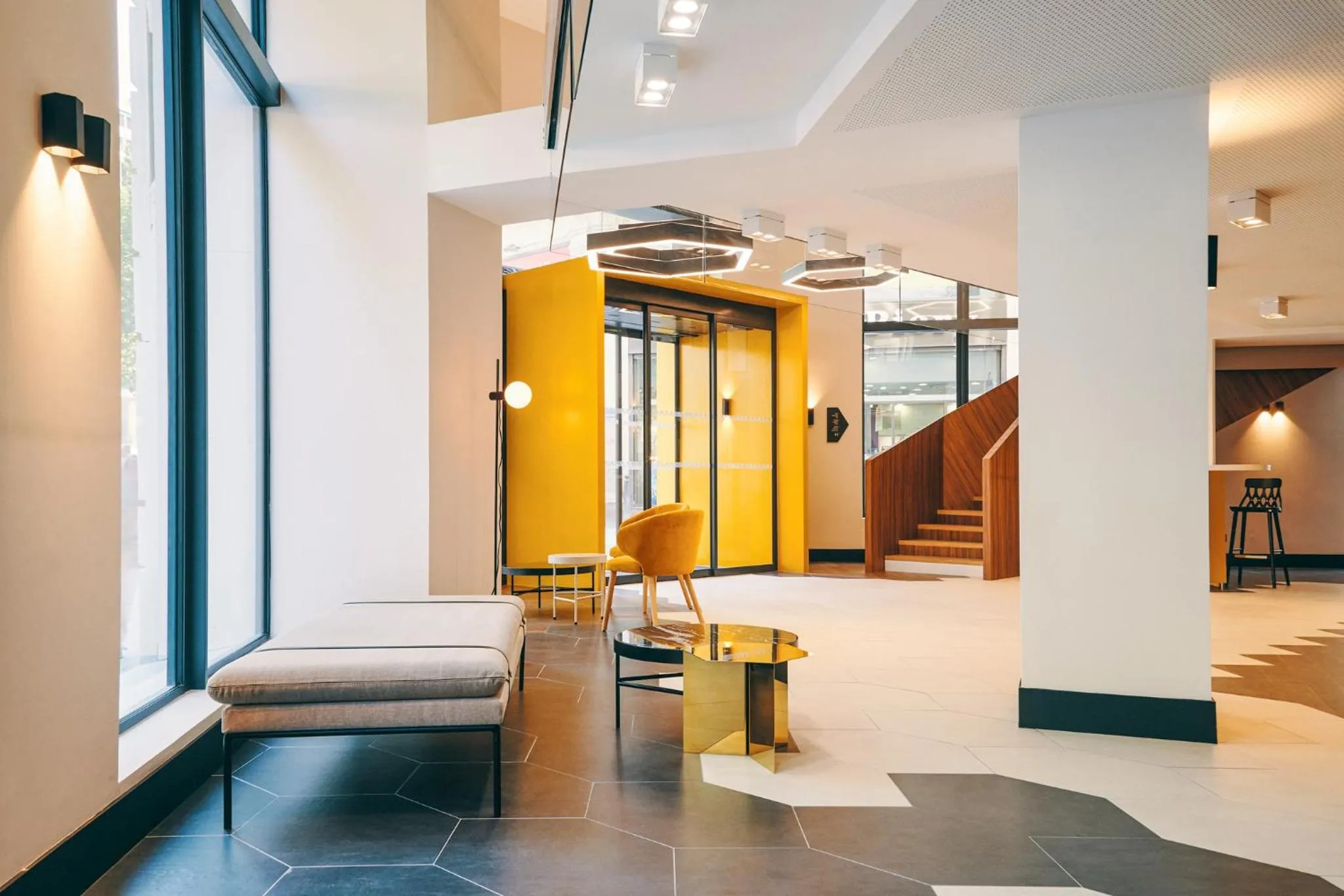 Lobby or reception in Mercure Marseille Canebière Vieux-Port