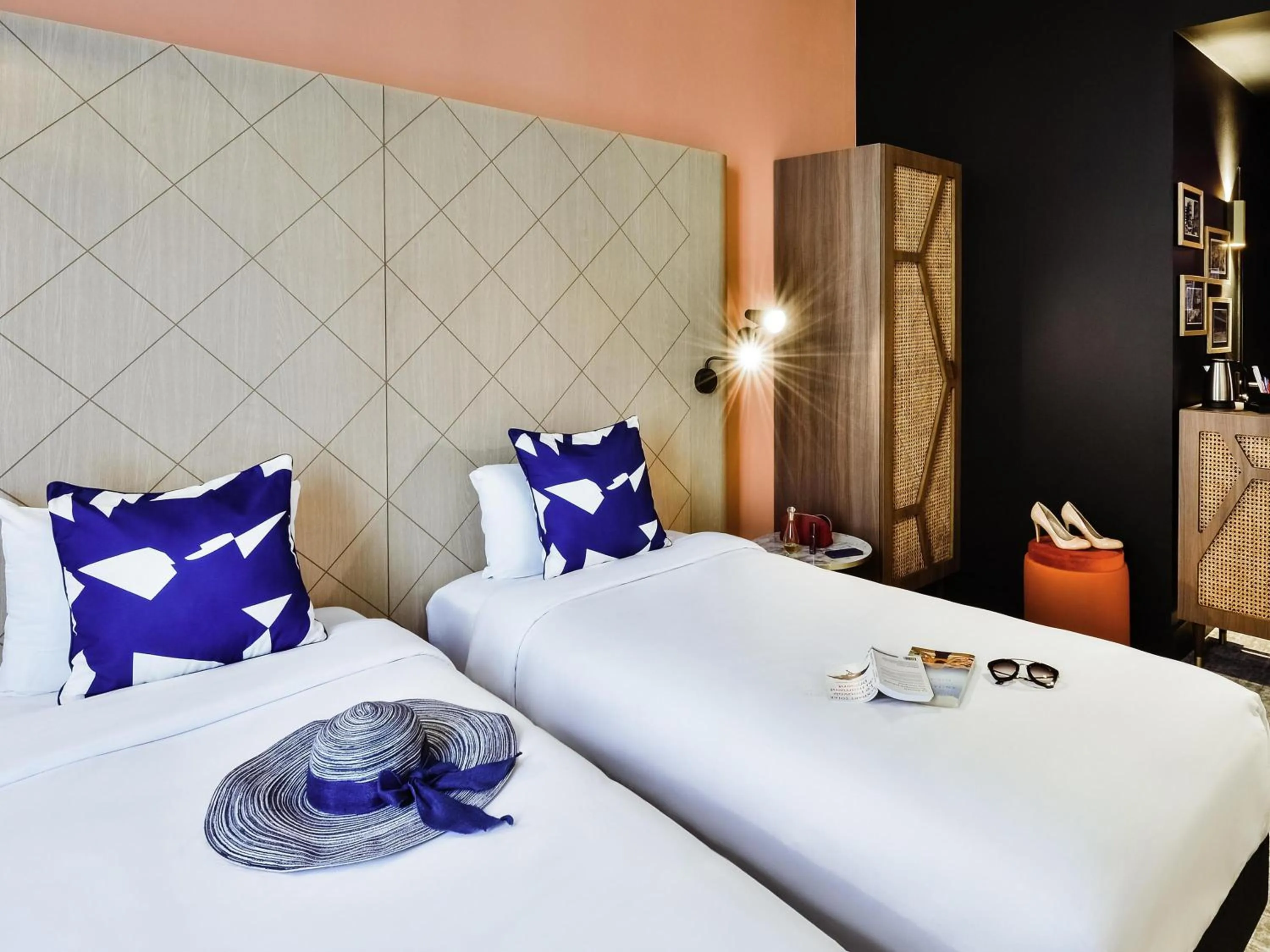 Bedroom, Bed in Mercure Marseille Canebière Vieux-Port