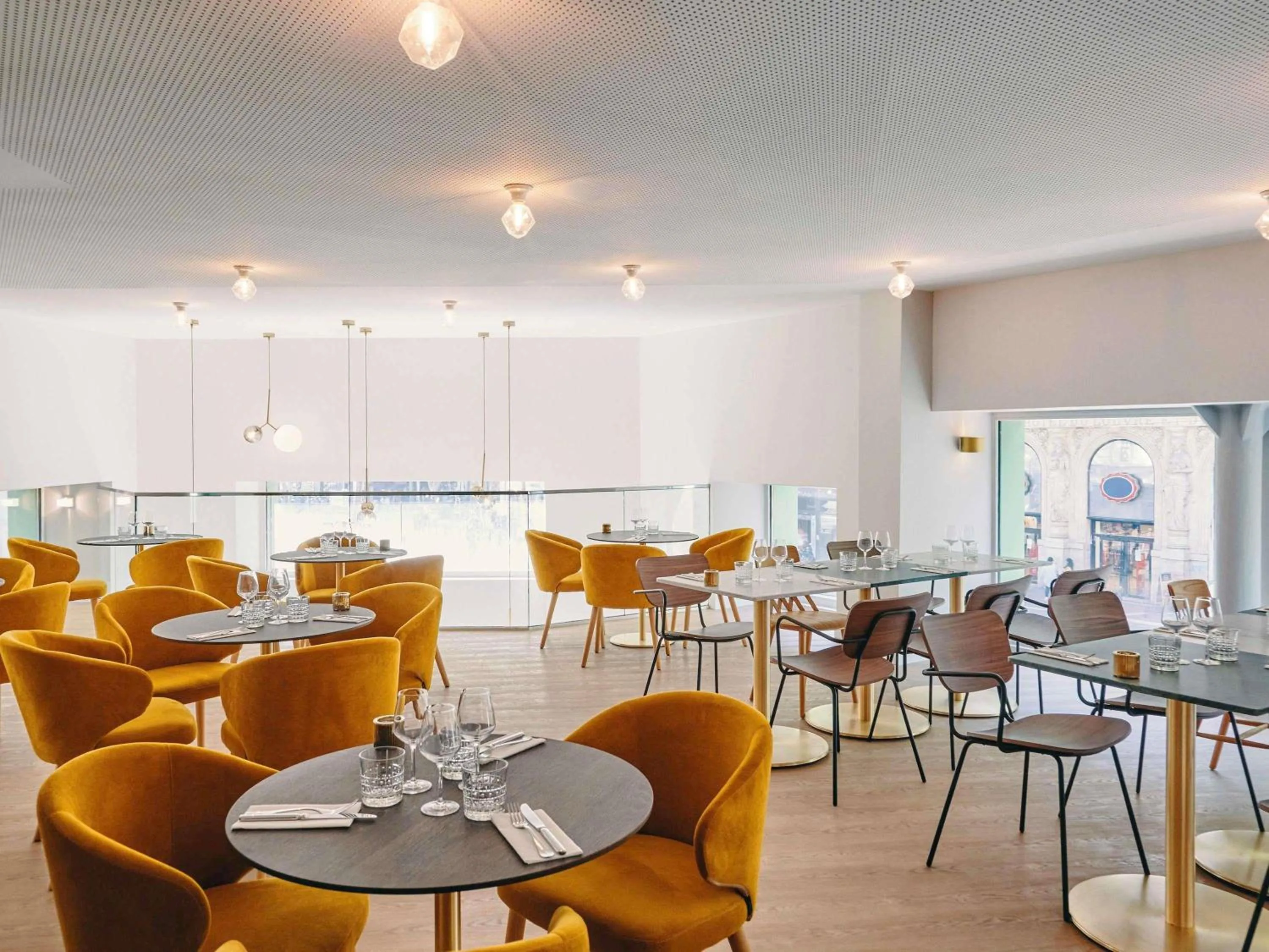 Restaurant/places to eat in Mercure Marseille Canebière Vieux-Port