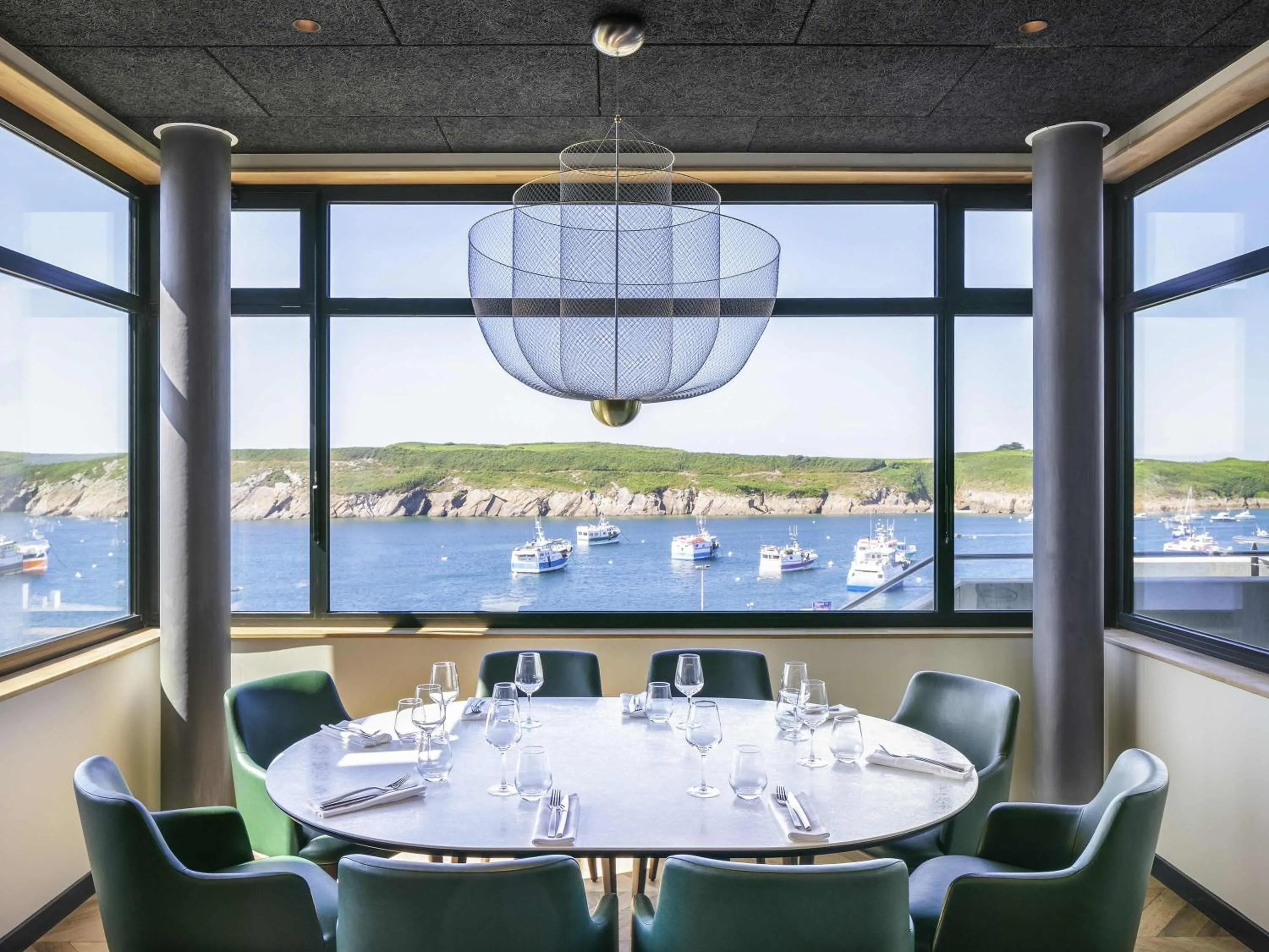 Restaurant/places to eat in Sainte-Barbe Hotel & Spa Le Conquet - MGallery Collection