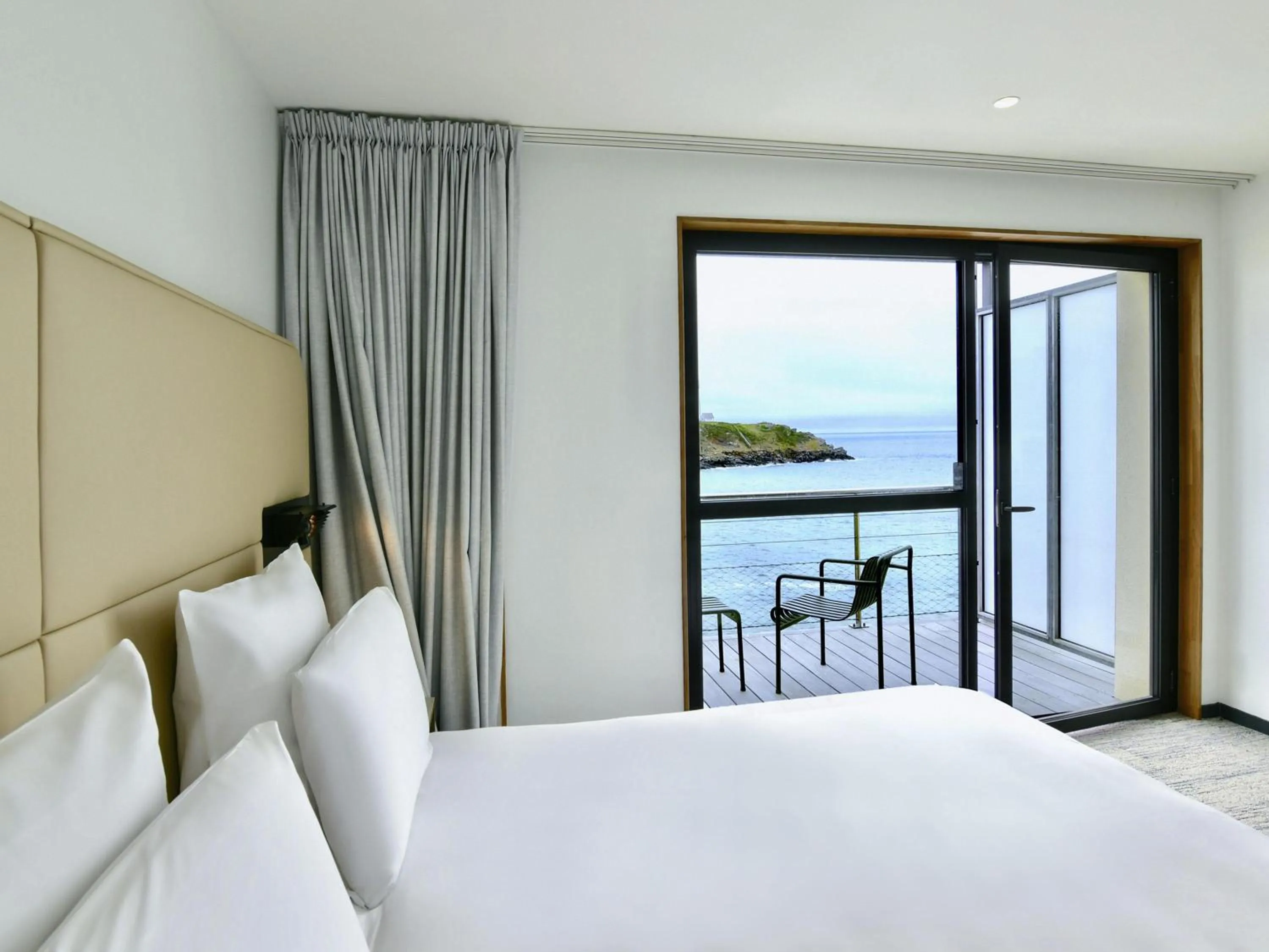 Bedroom, Bed in Sainte-Barbe Hotel & Spa Le Conquet - MGallery Collection