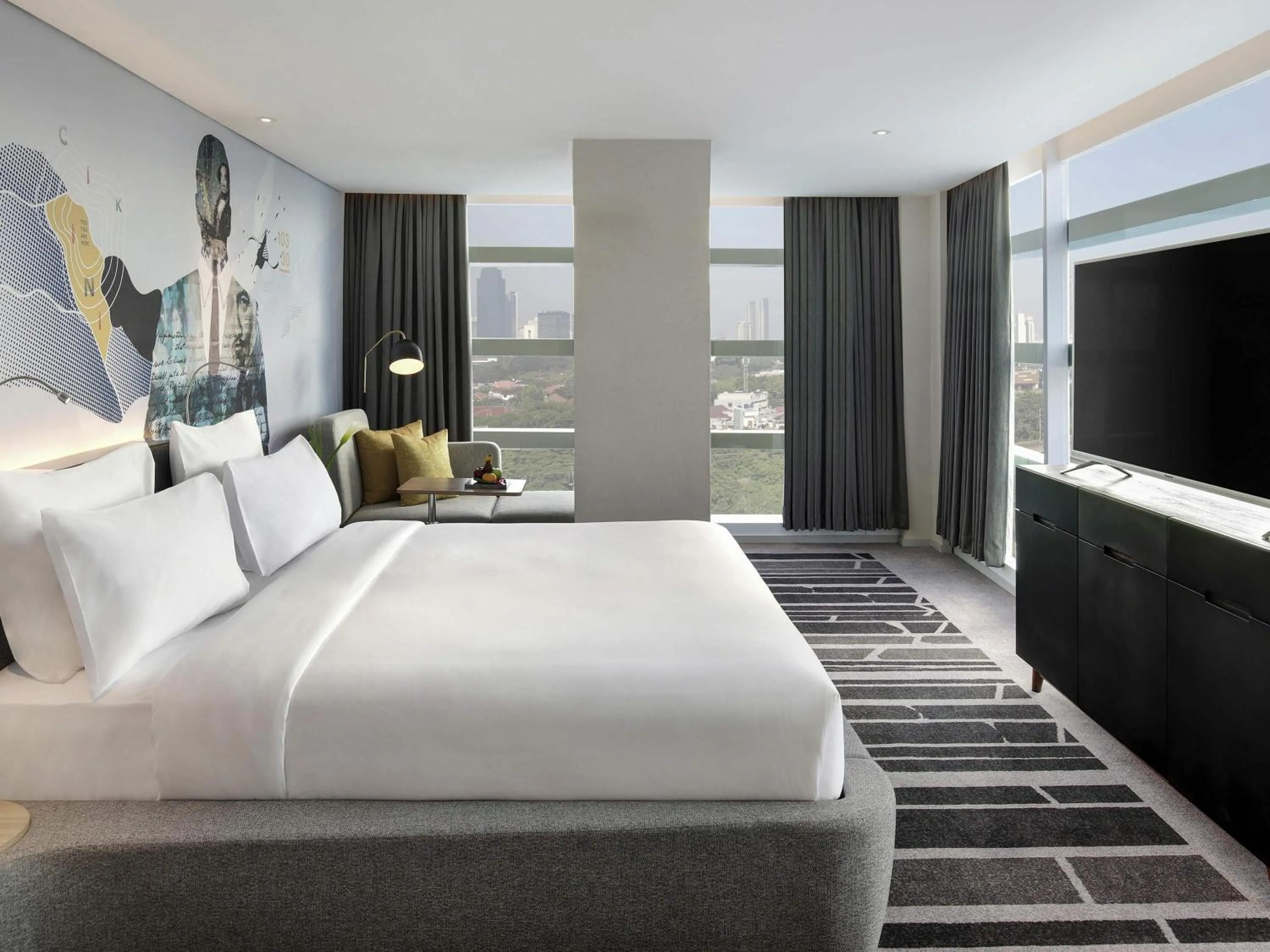 Bedroom, Bed in Novotel Jakarta Cikini