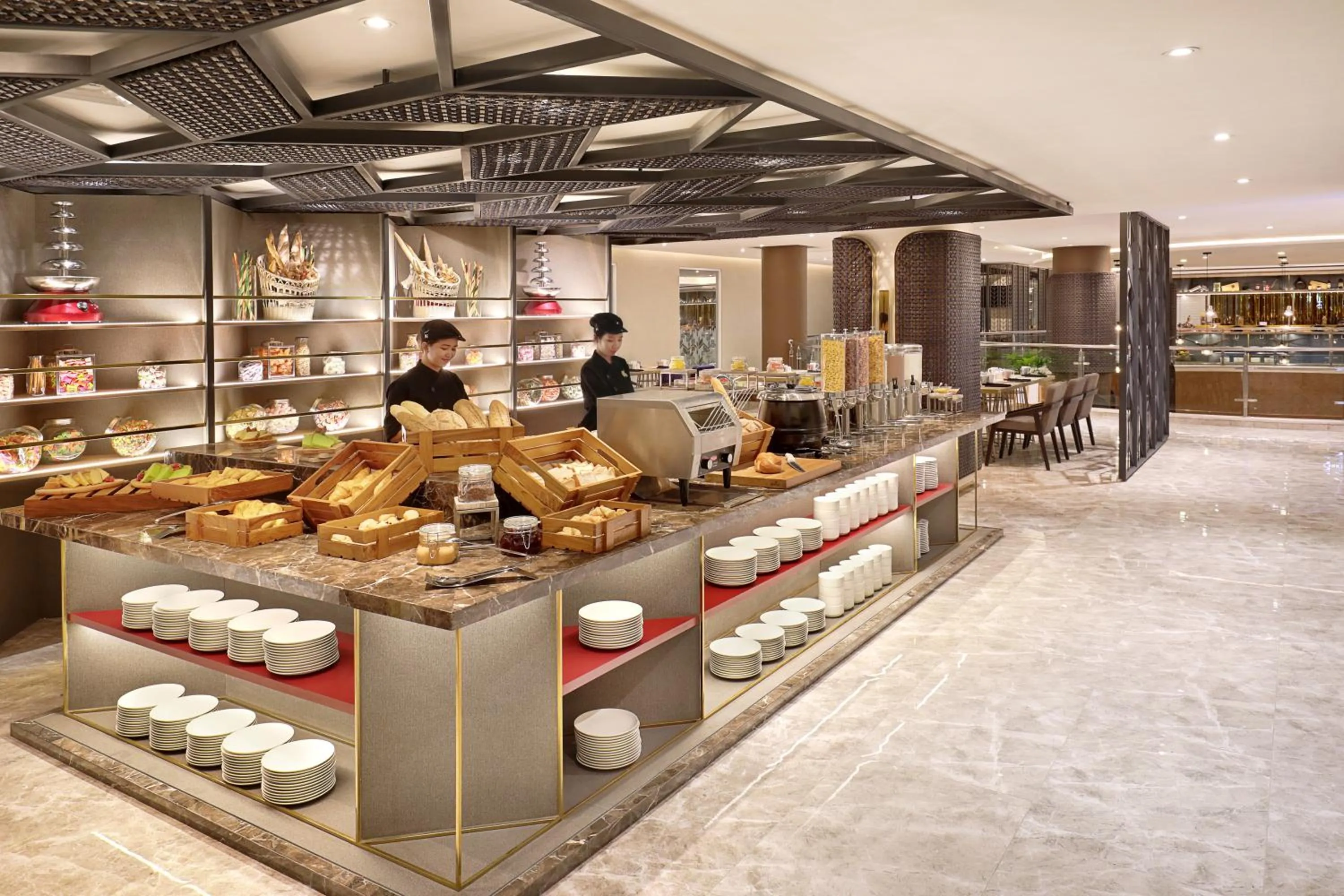 Restaurant/places to eat in Novotel Jakarta Cikini