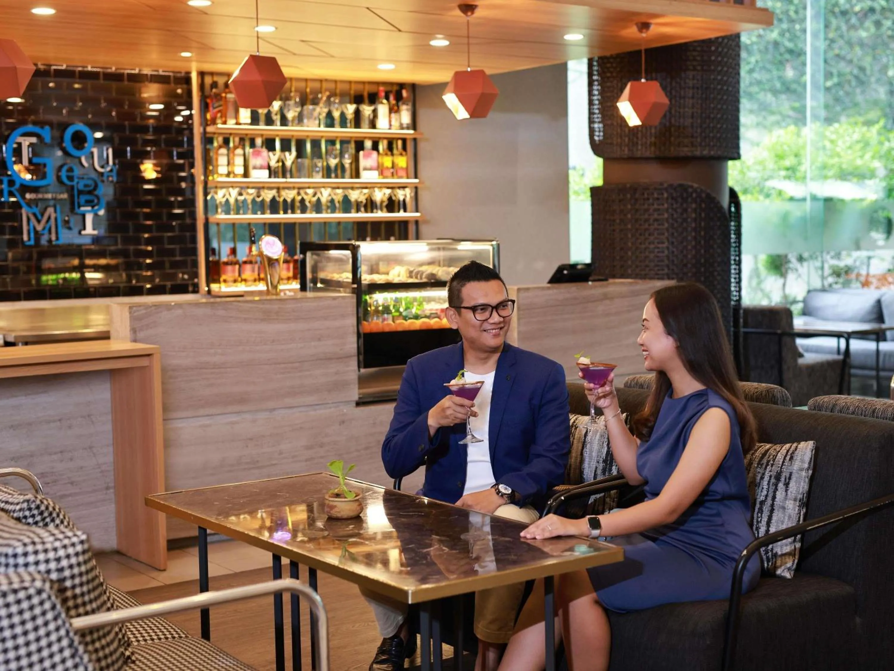 Lounge or bar in Novotel Jakarta Cikini