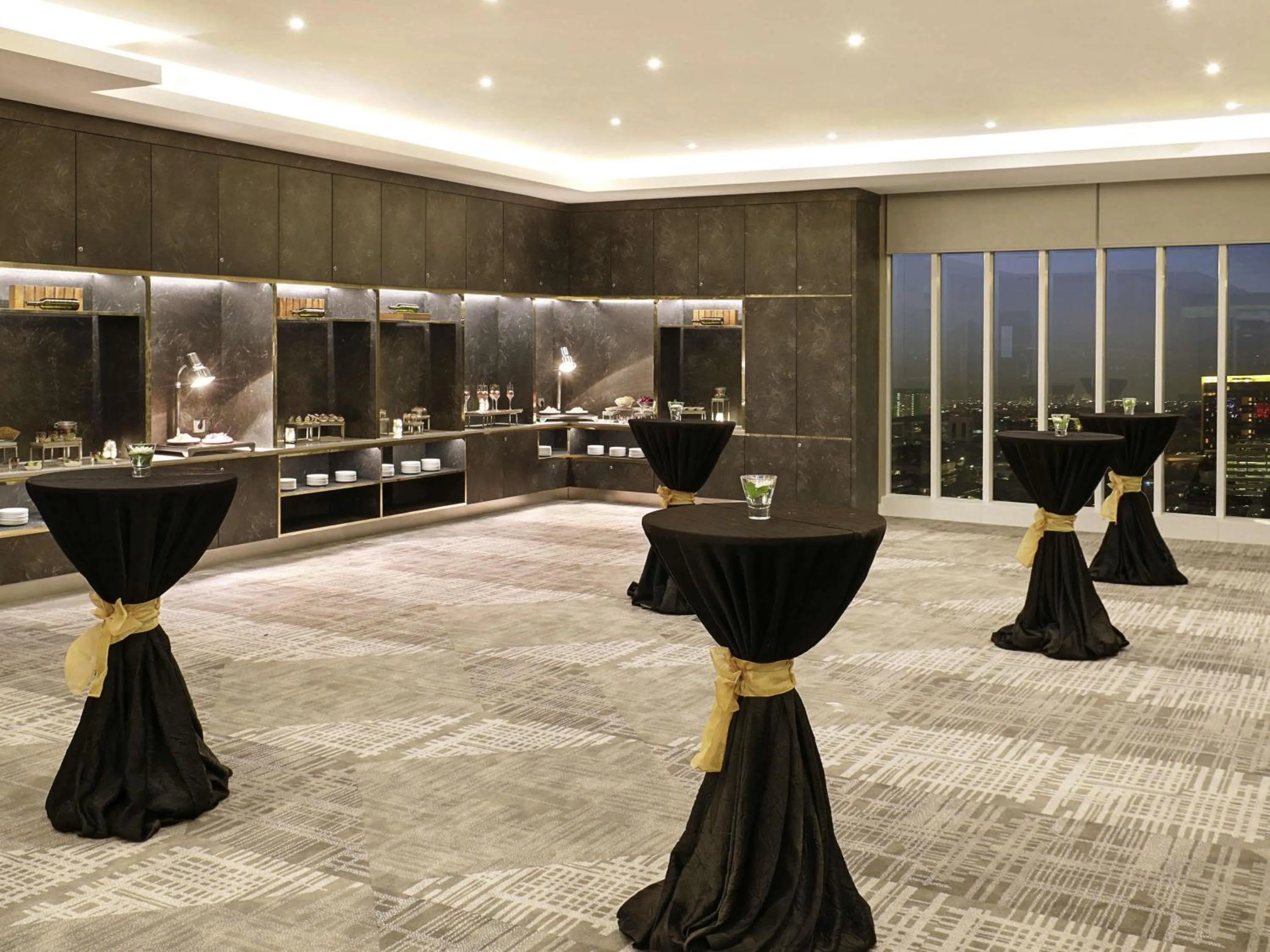 Meeting/conference room in Novotel Jakarta Cikini