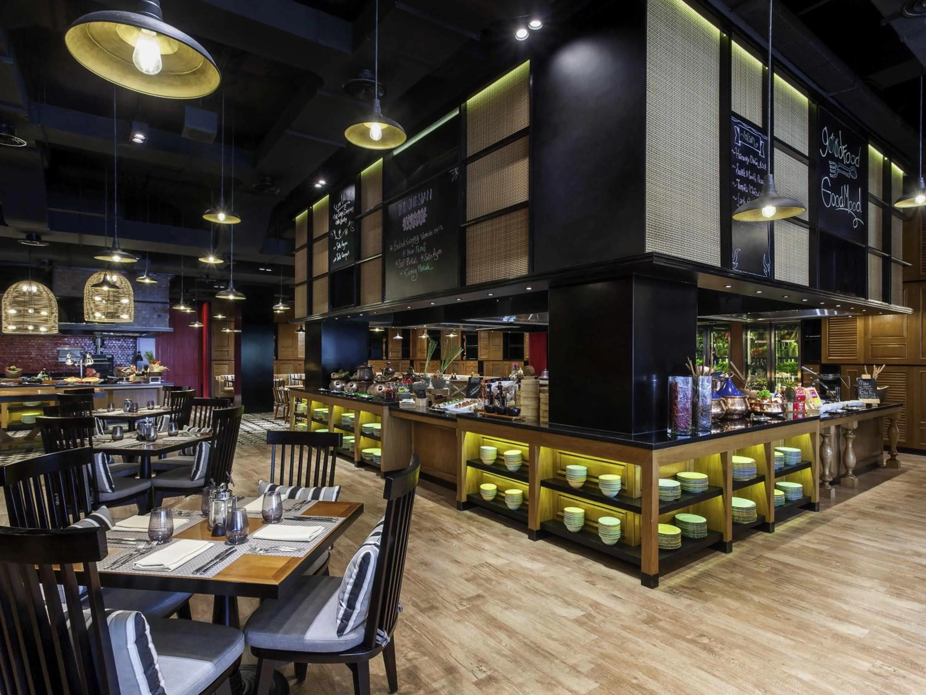 Restaurant/places to eat in Pullman Ciawi Vimala Hills Resort