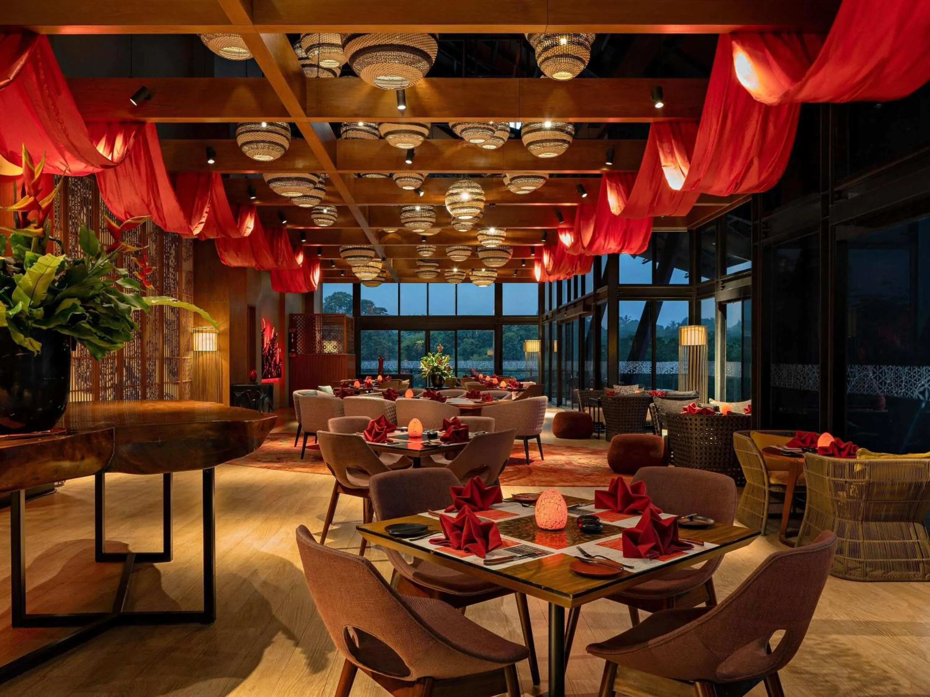 Restaurant/places to eat in Pullman Ciawi Vimala Hills Resort