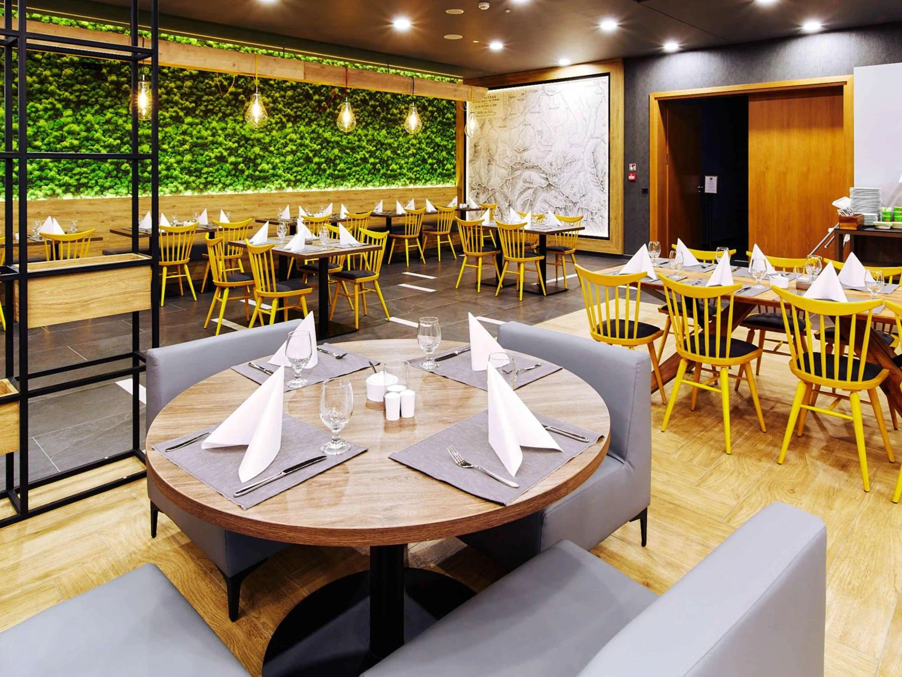 Restaurant/places to eat in ibis Styles Nowy Targ