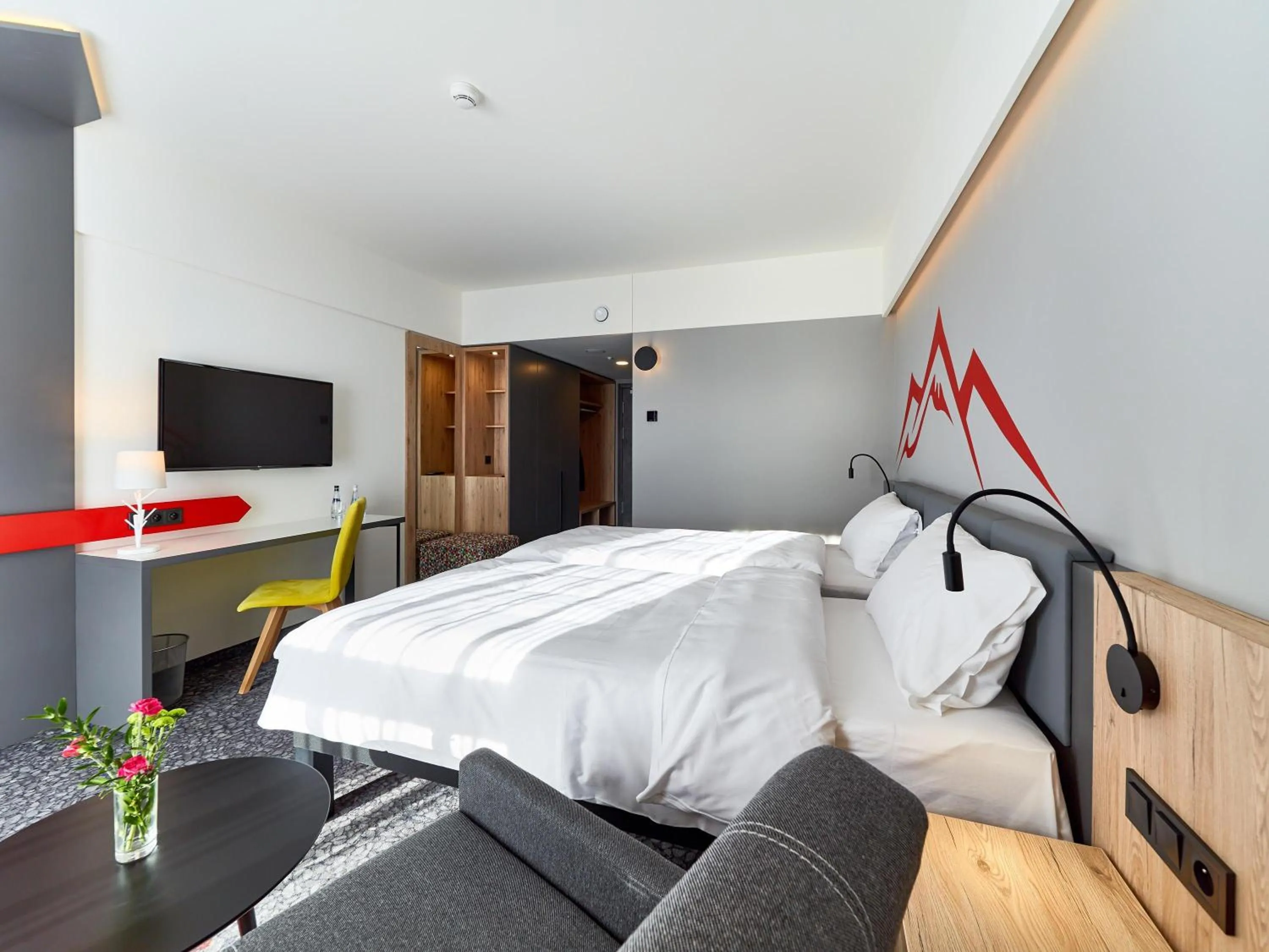 Bedroom, Bed in ibis Styles Nowy Targ
