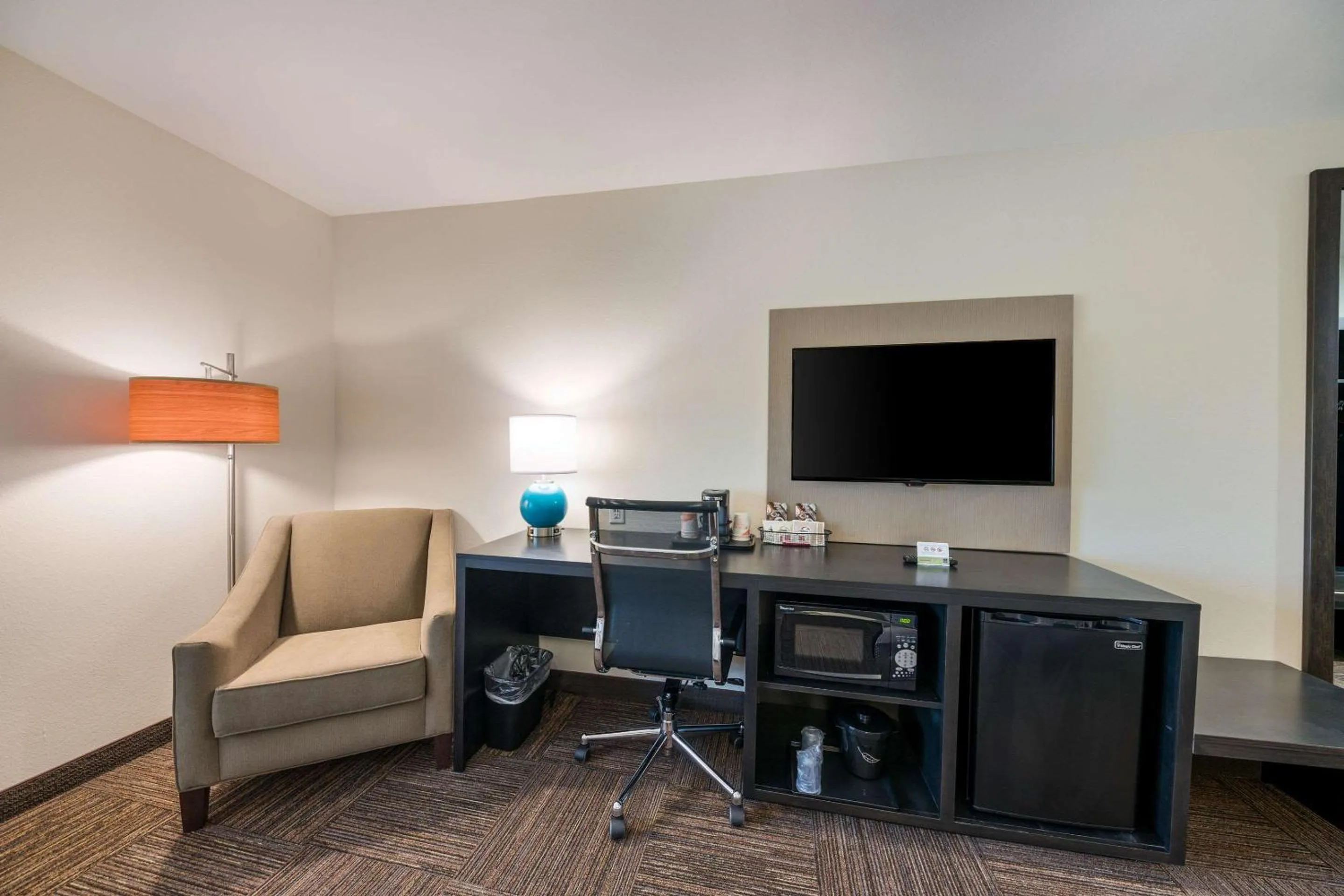 Photo of the whole room in Sleep Inn Baxley