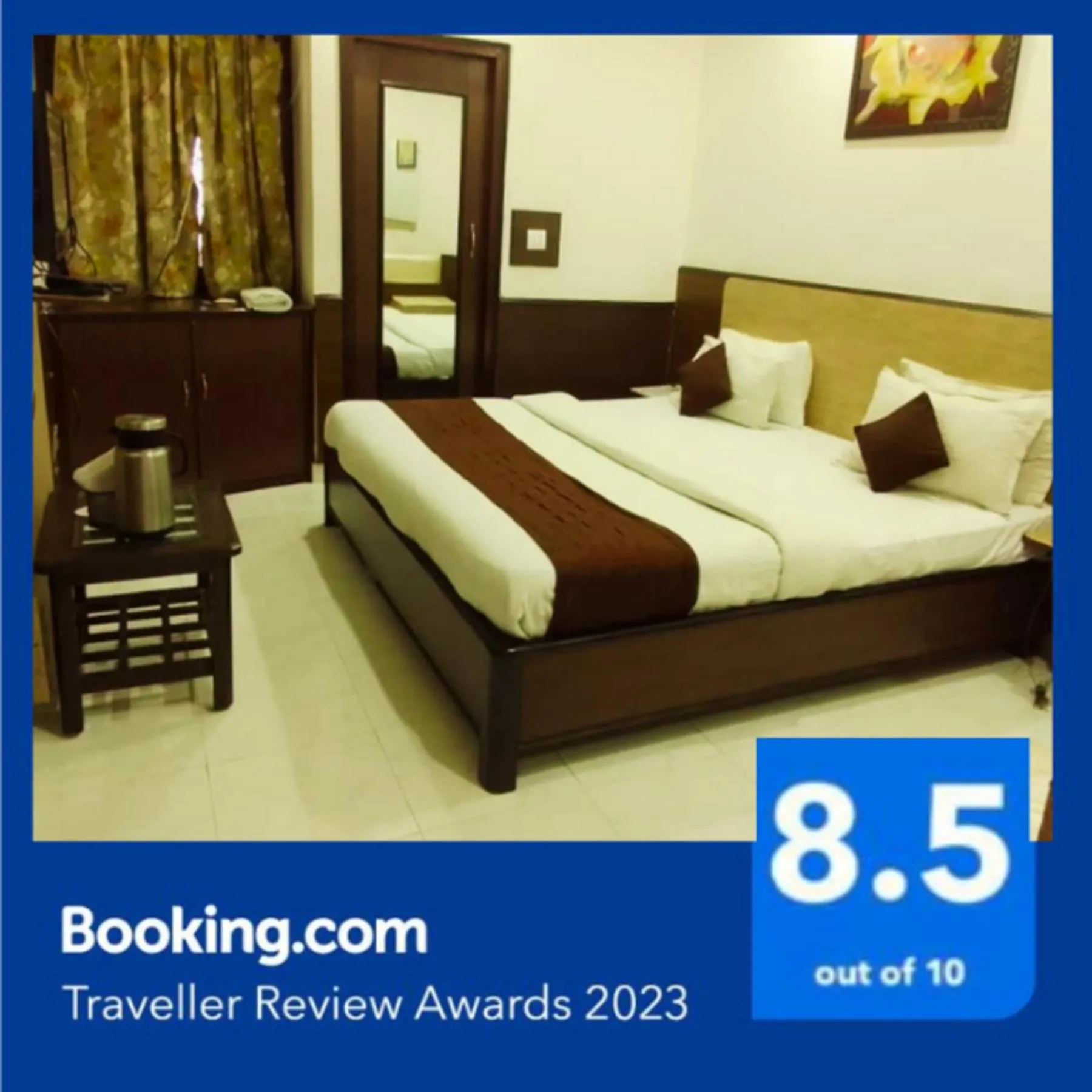 Bedroom, Bed in Hotel Holiday Comfort - 800 mts from Jallianwala Bagh
