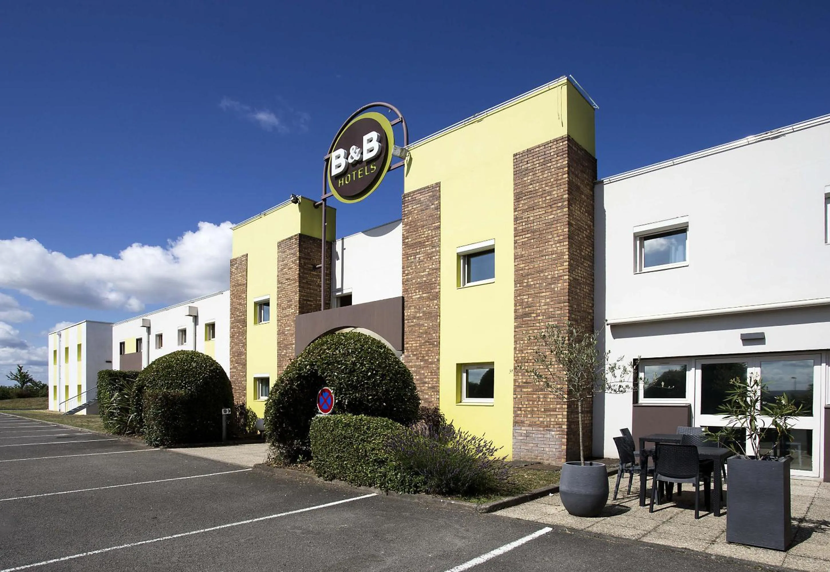 Property building in B&B HOTEL Angoulême