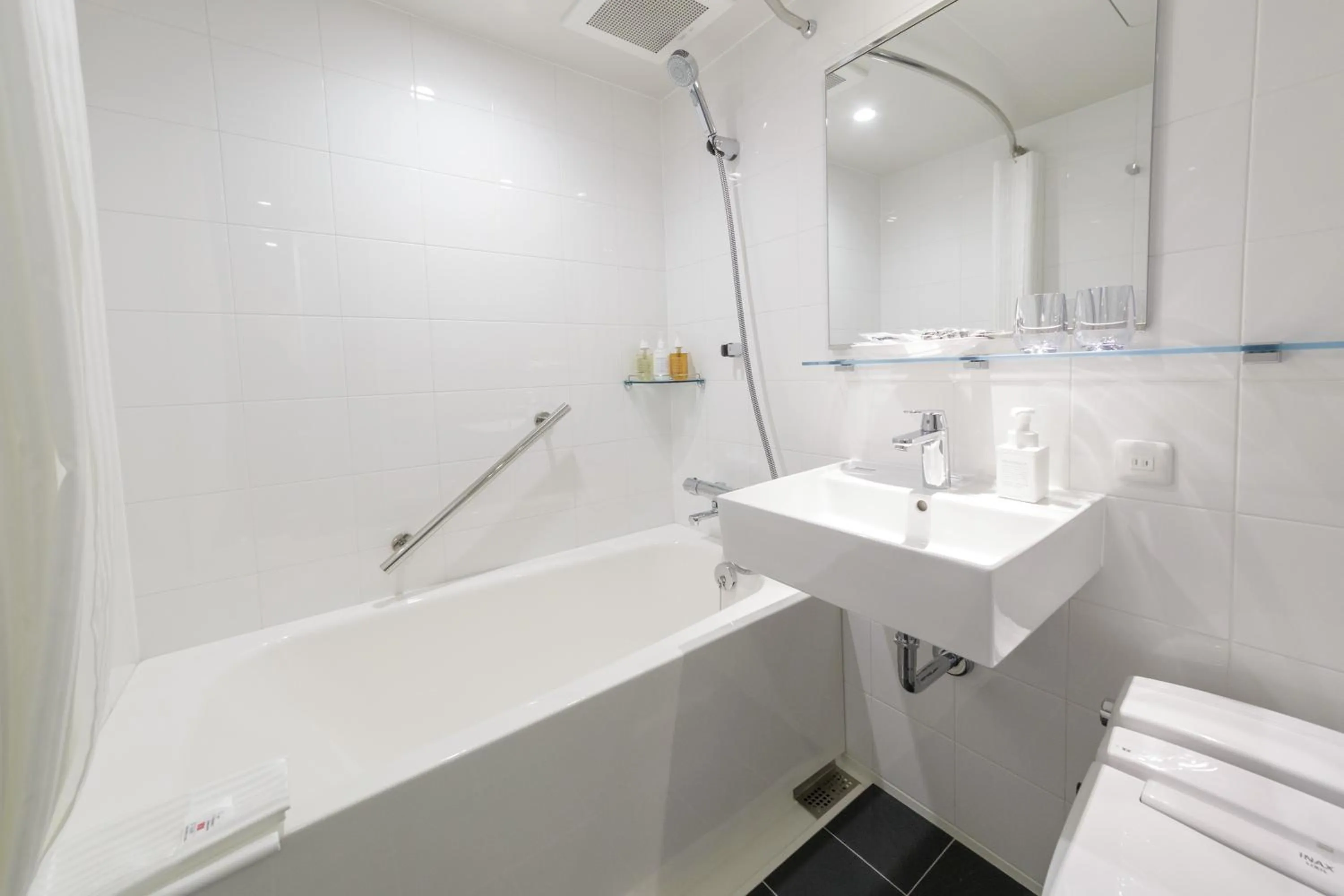 Toilet in Hotel Forza Osaka Kitahama