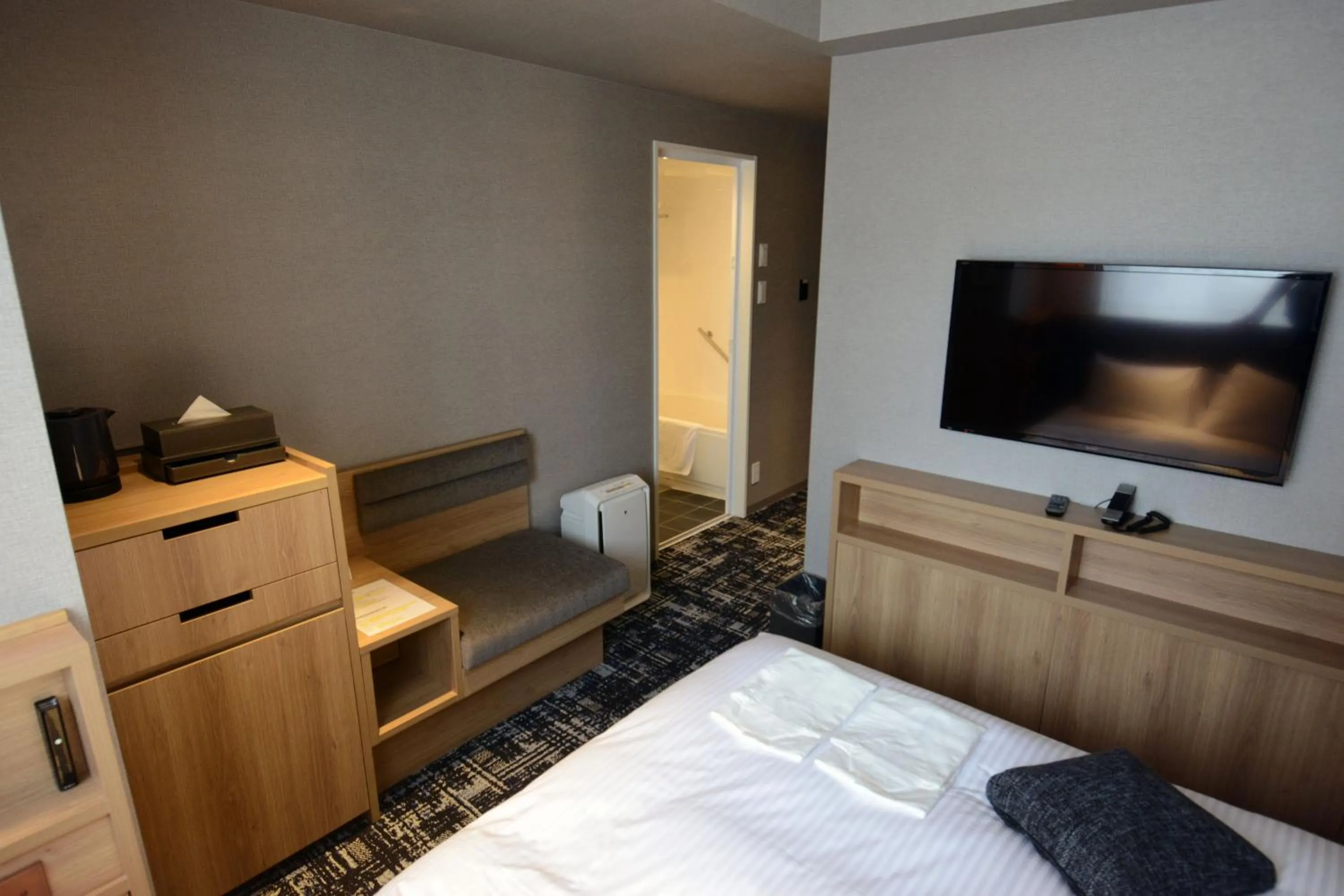 TV and multimedia, Bed in Hotel Forza Osaka Kitahama