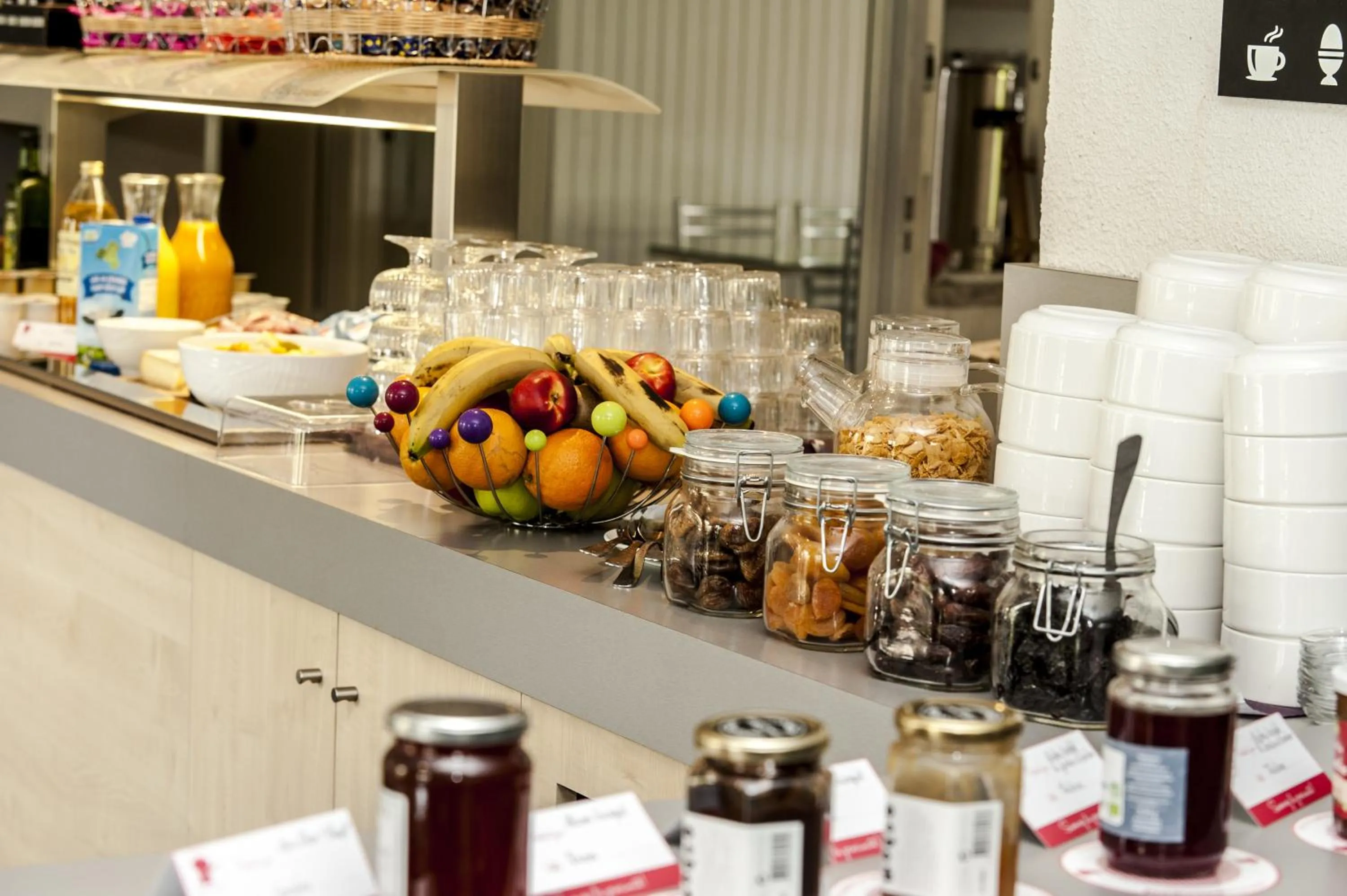 Breakfast in Brit Hotel Cahors - Le France