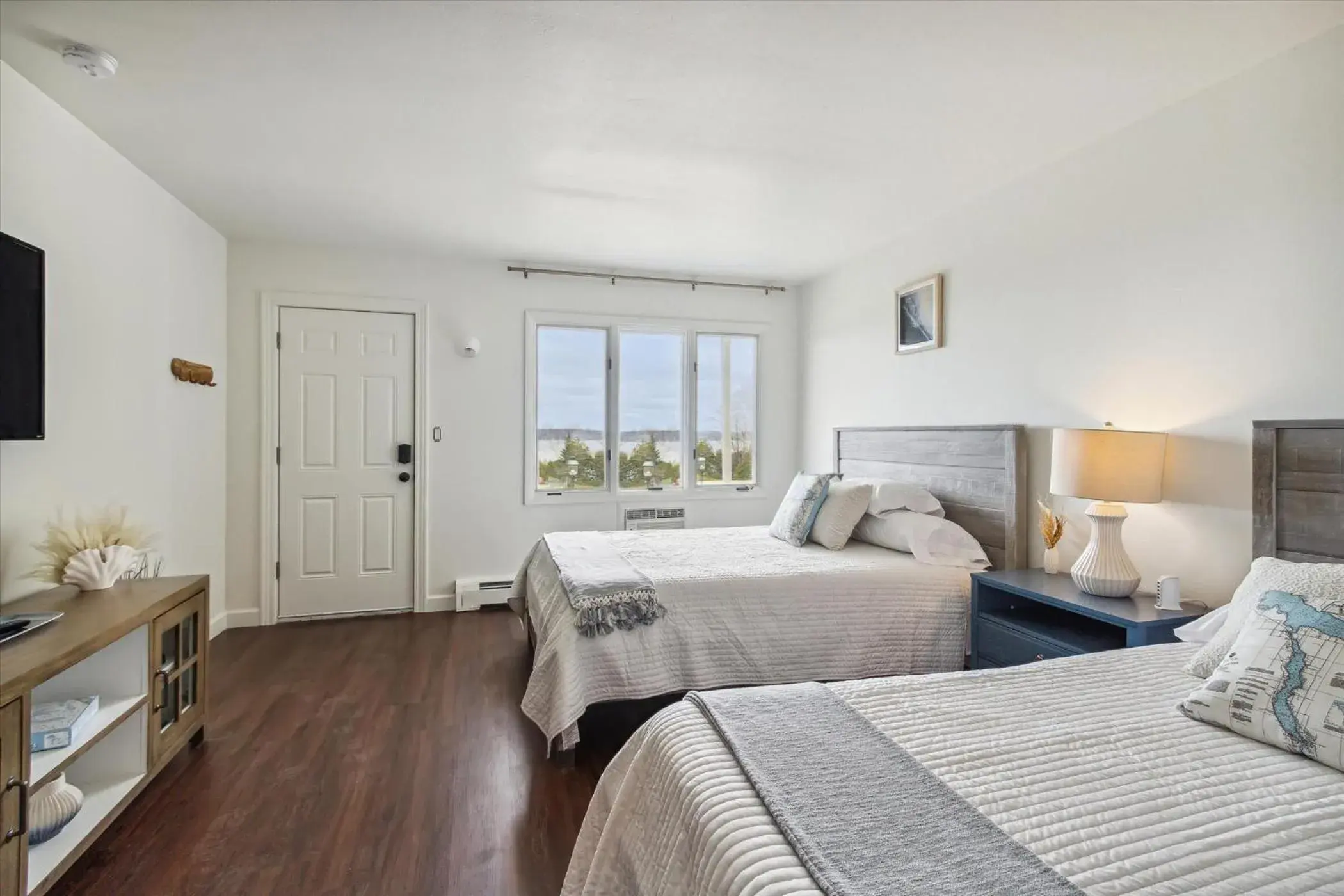 Bay Inn Of Petoskey Bay Inn Of Petoskey