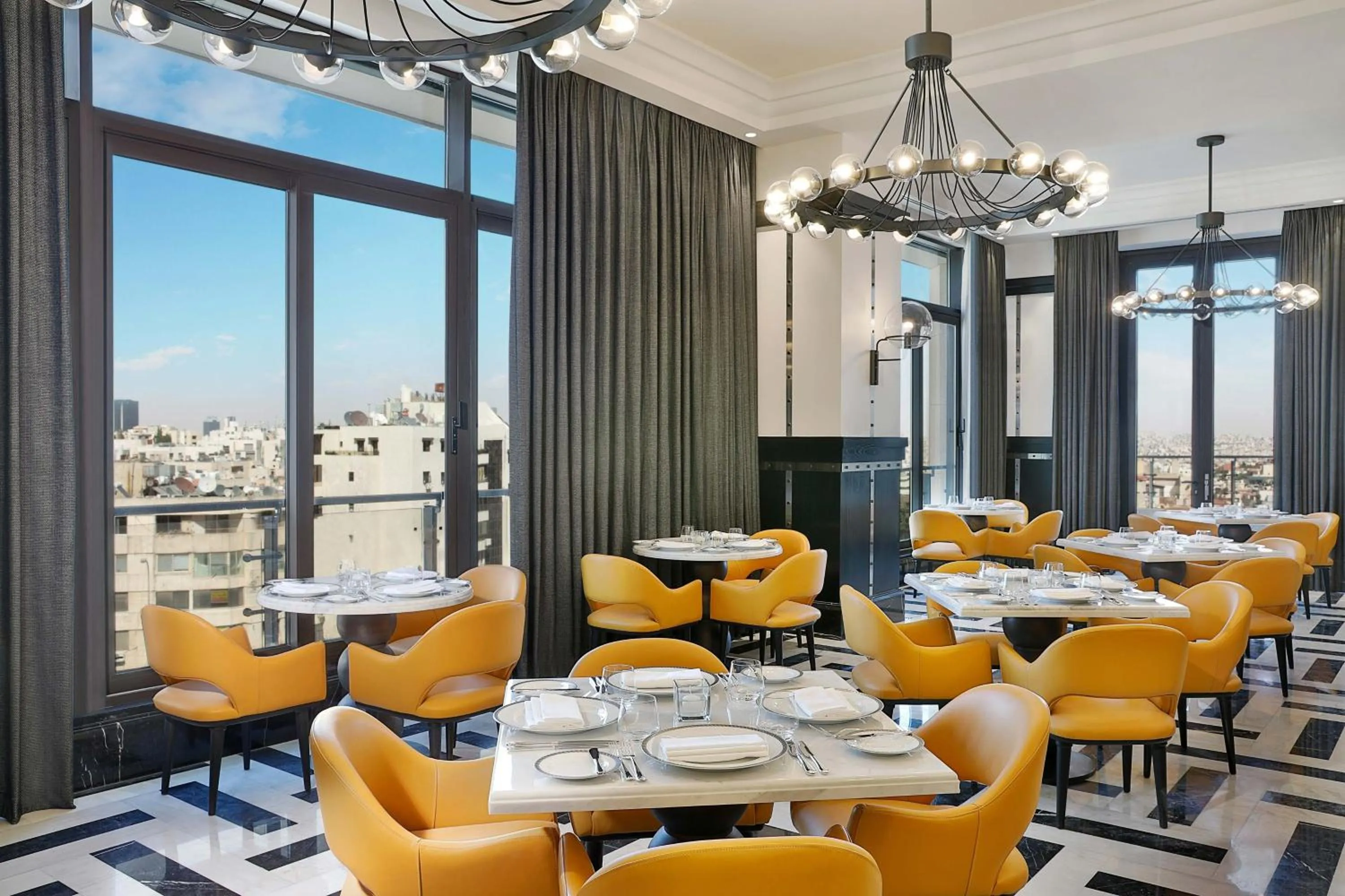 Restaurant/places to eat in The St. Regis Amman